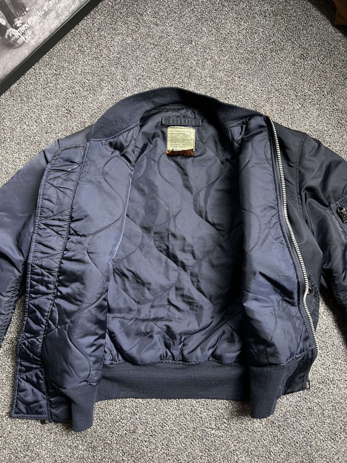Alpha Industries Vintage Alpha Industries MA-1 Men Flight Jacket Military Size US M / EU 48-50 / 2 - 11 Thumbnail