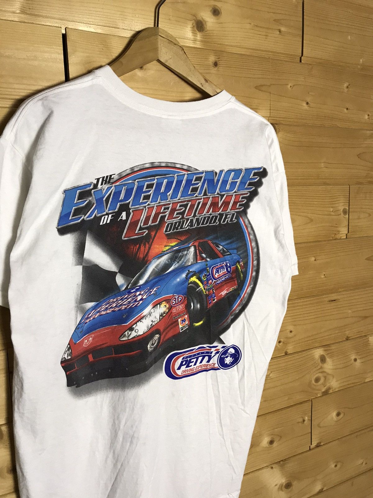 NASCAR Vintage Richard Petty t-shirt Size US L / EU 52-54 / 3 - 4 Thumbnail
