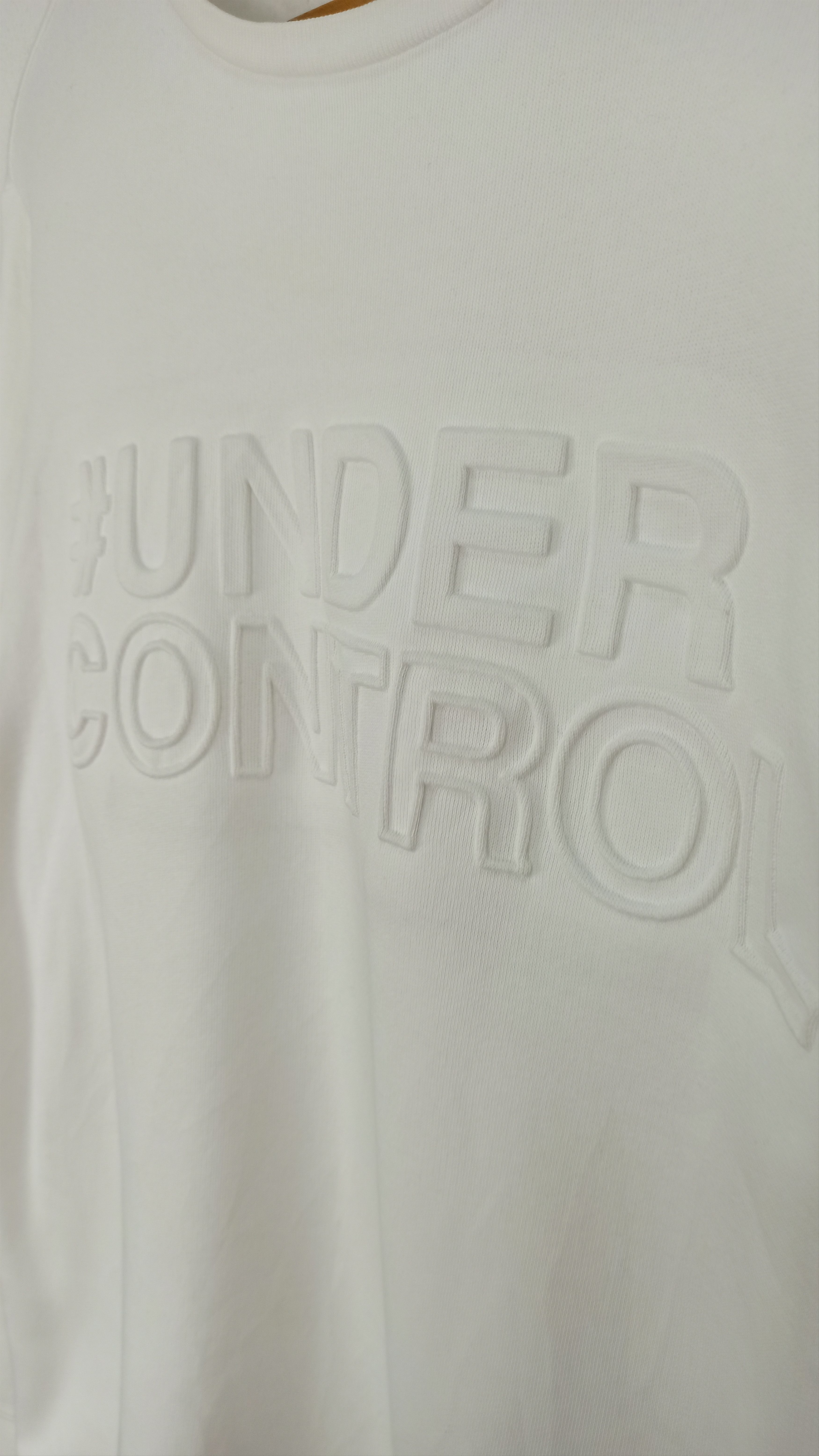 Bershka 🔥Steals🔥 Bershka "Under Control" Sweatshirt Spell Out Logo Size US M / EU 48-50 / 2 - 3 Thumbnail