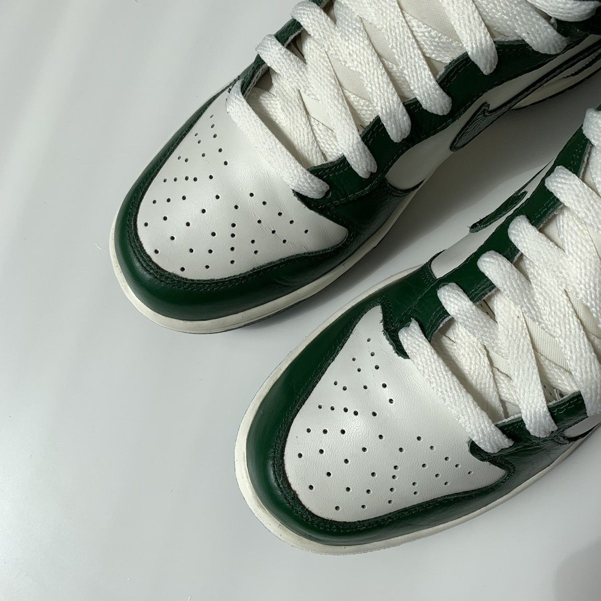 Nike 2011 Nike Dunk High Gorge Green Sail Pack Size US 8.5 / EU 41-42 - 7 Thumbnail
