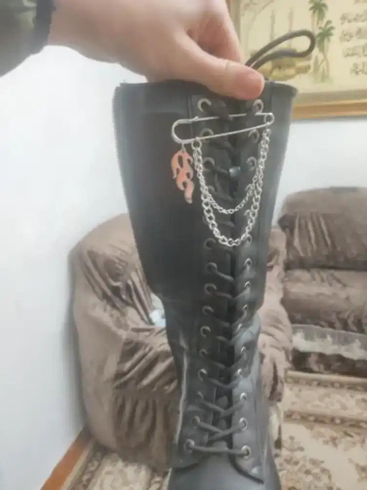 Jewelry Brooch Shoe Pants Chain Size ONE SIZE - 2 Thumbnail