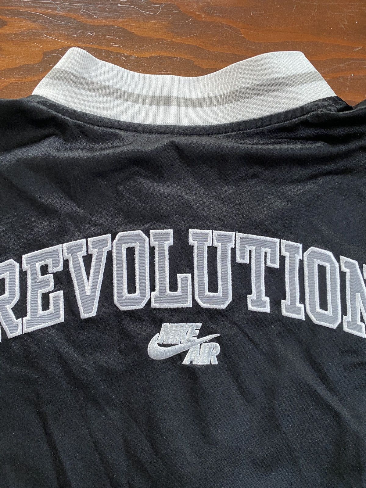 Nike Vintage Nike Air Revolution Short Sleeve Warm Up Jacket Size US XXL / EU 58 / 5 - 23 Thumbnail
