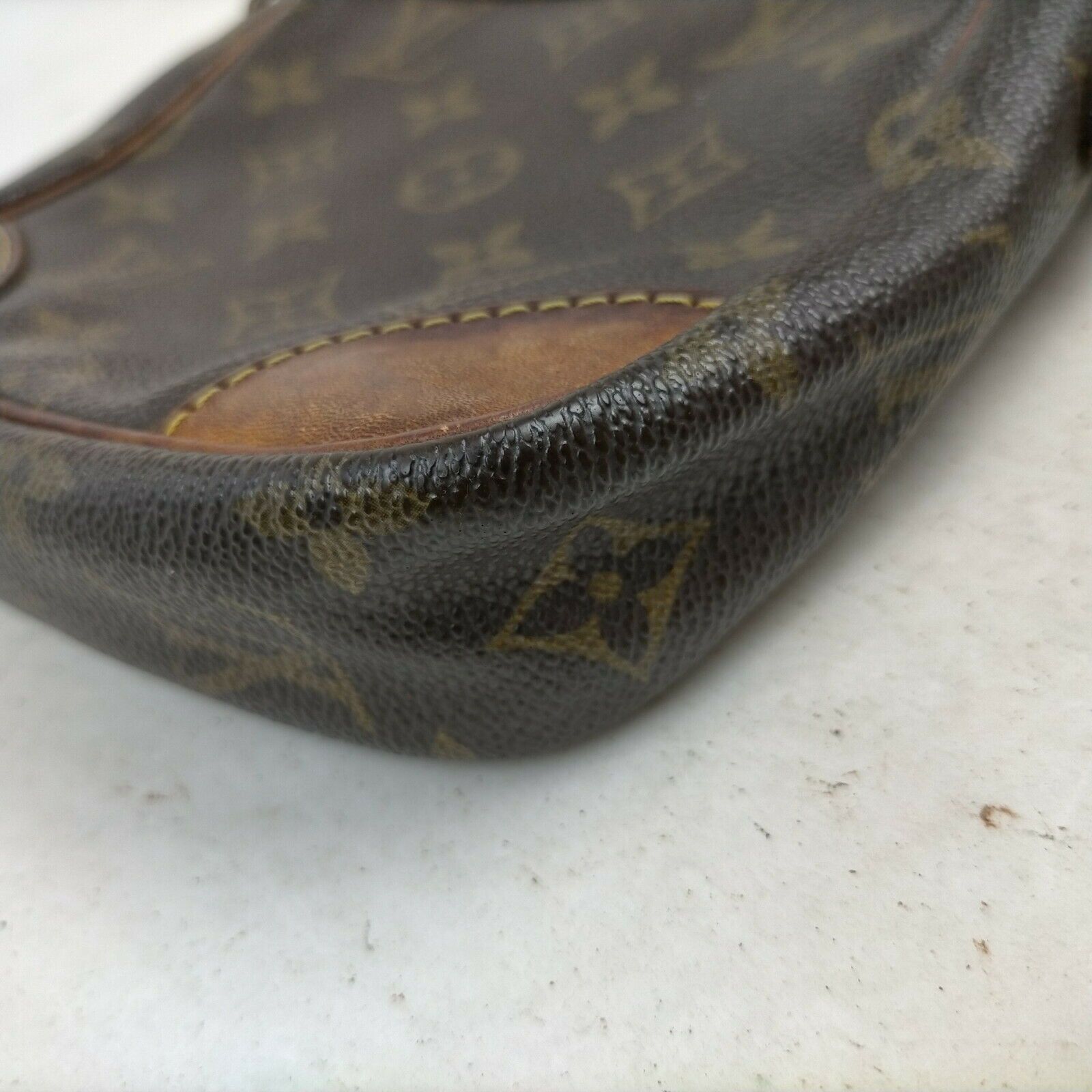 Louis Vuitton Danube Crossbody Bag Size ONE SIZE - 7 Thumbnail