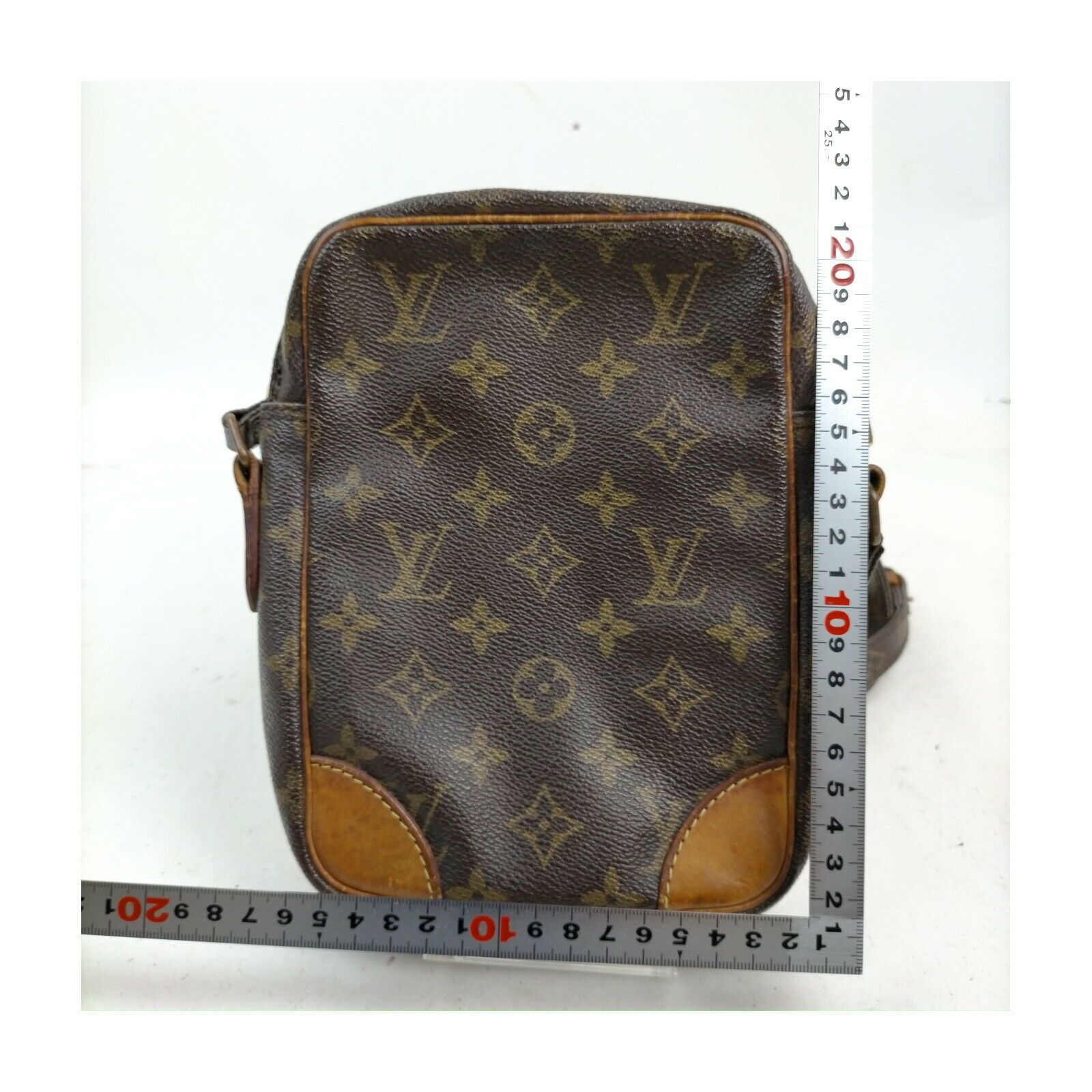 Louis Vuitton Danube Crossbody Bag Size ONE SIZE - 3 Thumbnail