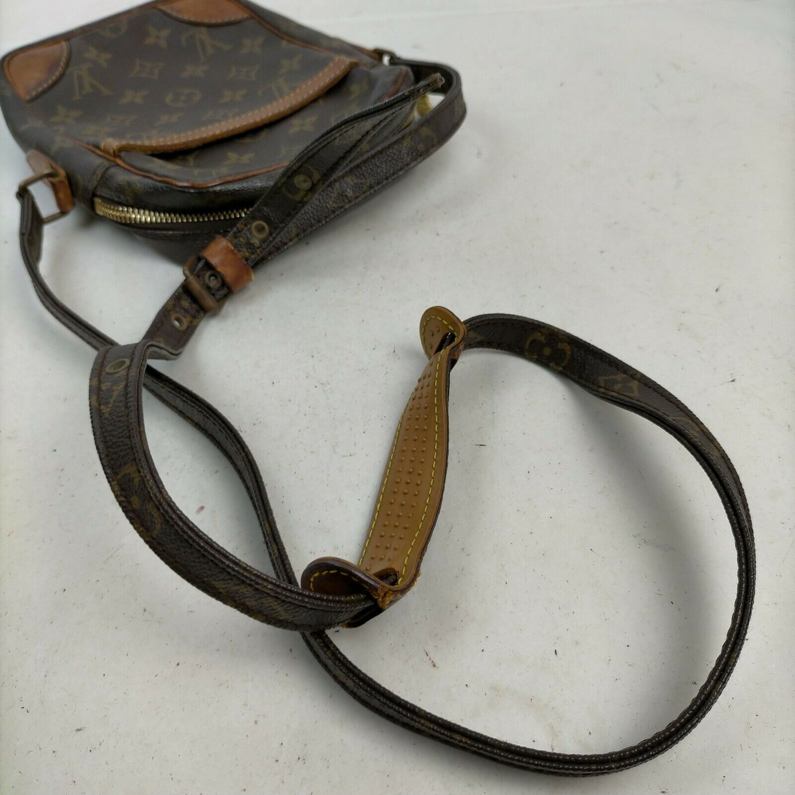 Louis Vuitton Danube Crossbody Bag Size ONE SIZE - 6 Thumbnail