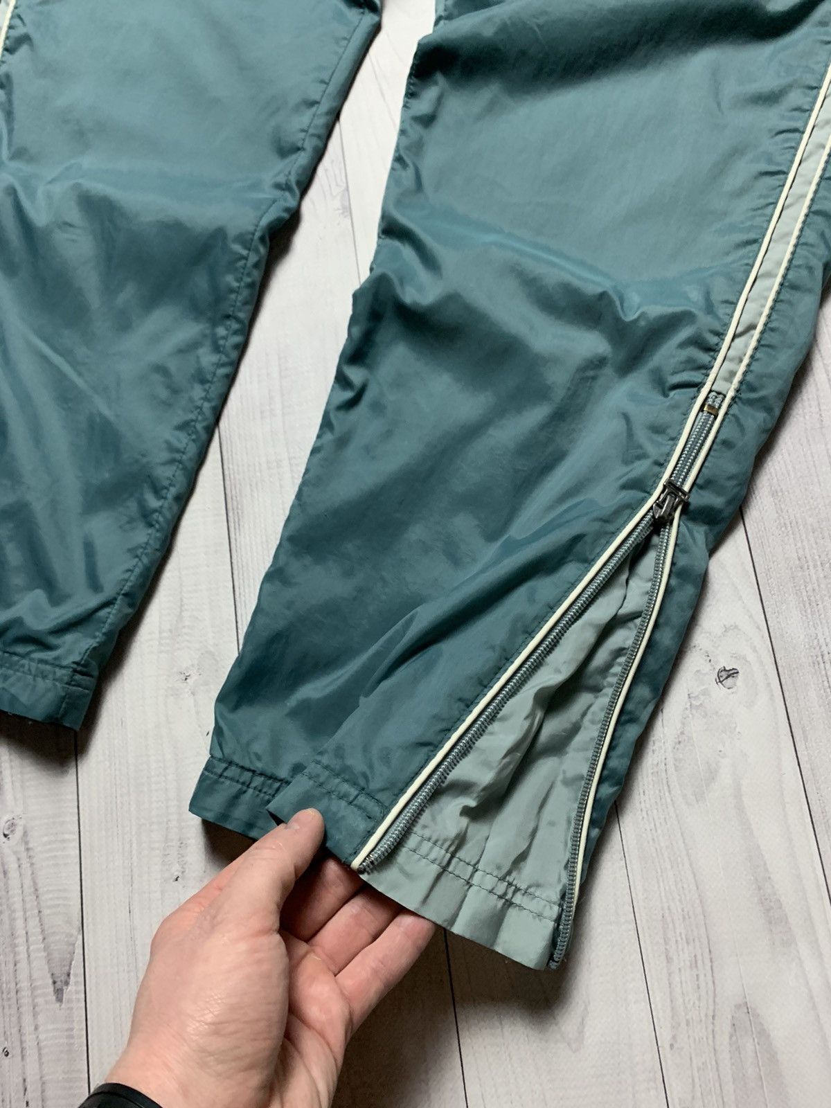 Nike × Vintage Vintage Nike pants size S logo joggers Size US 30 / EU 46 - 4 Thumbnail