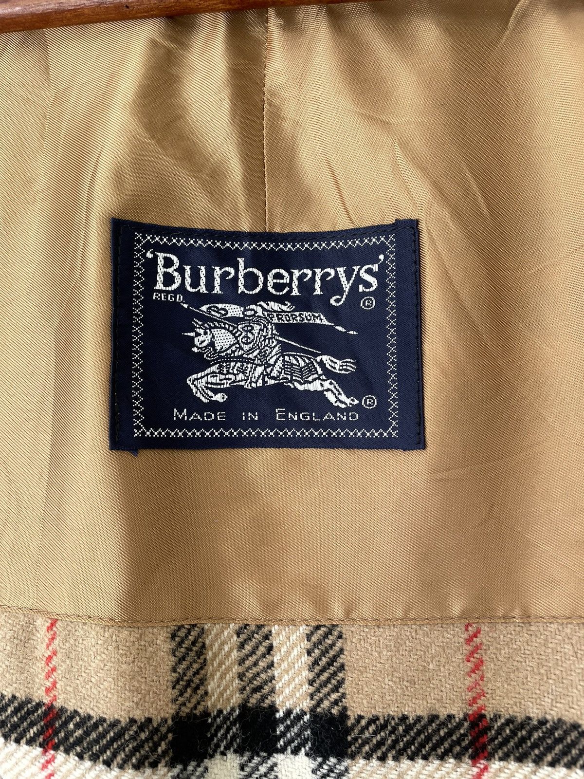 Burberry VINTAGE BURBERRYS MADE IN ENGLAND INNER TRENCH COAT Size US M / EU 48-50 / 2 - 5 Thumbnail