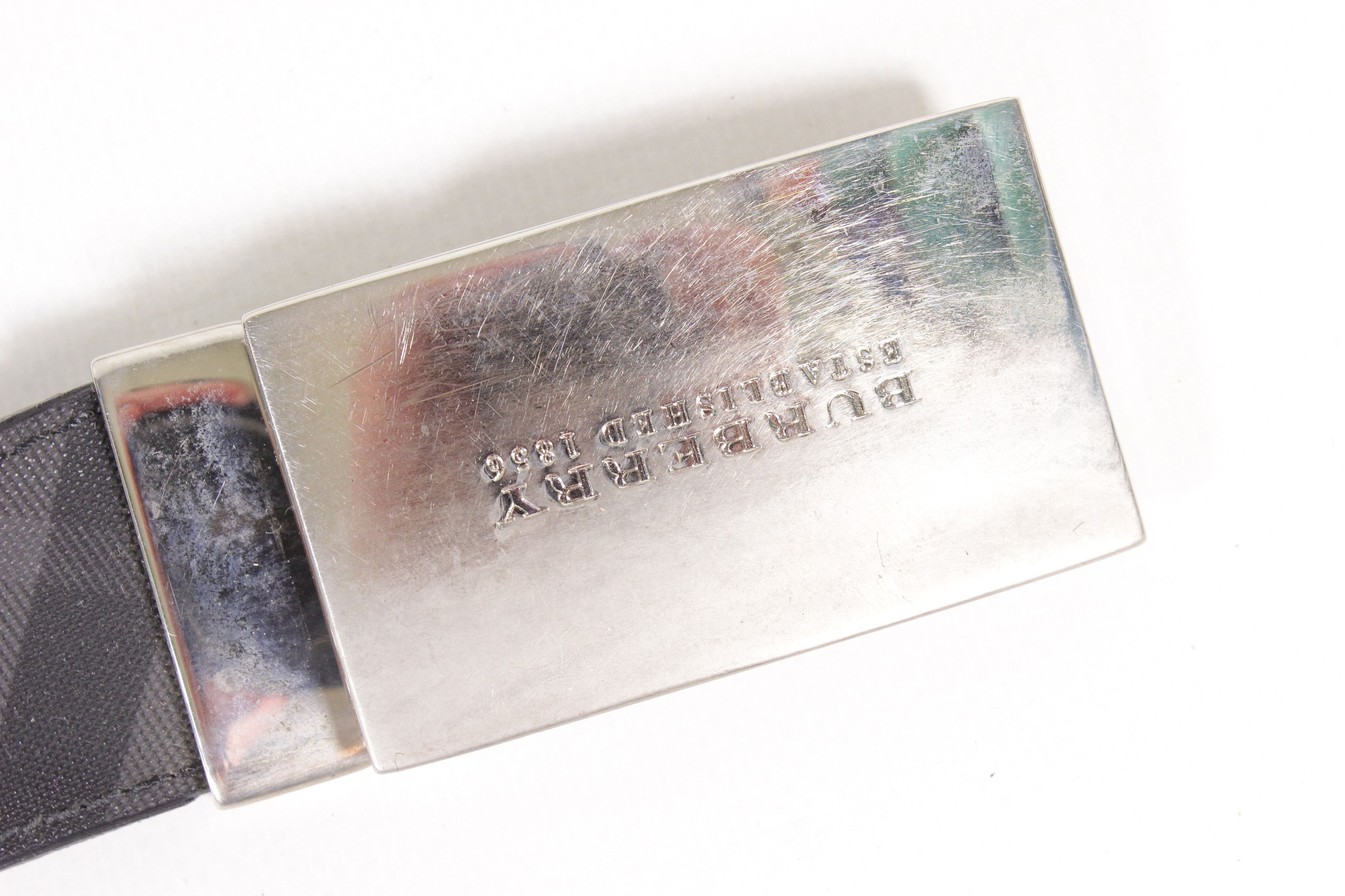 Burberry Nova Check Distressed Belt Size ONE SIZE - 4 Thumbnail