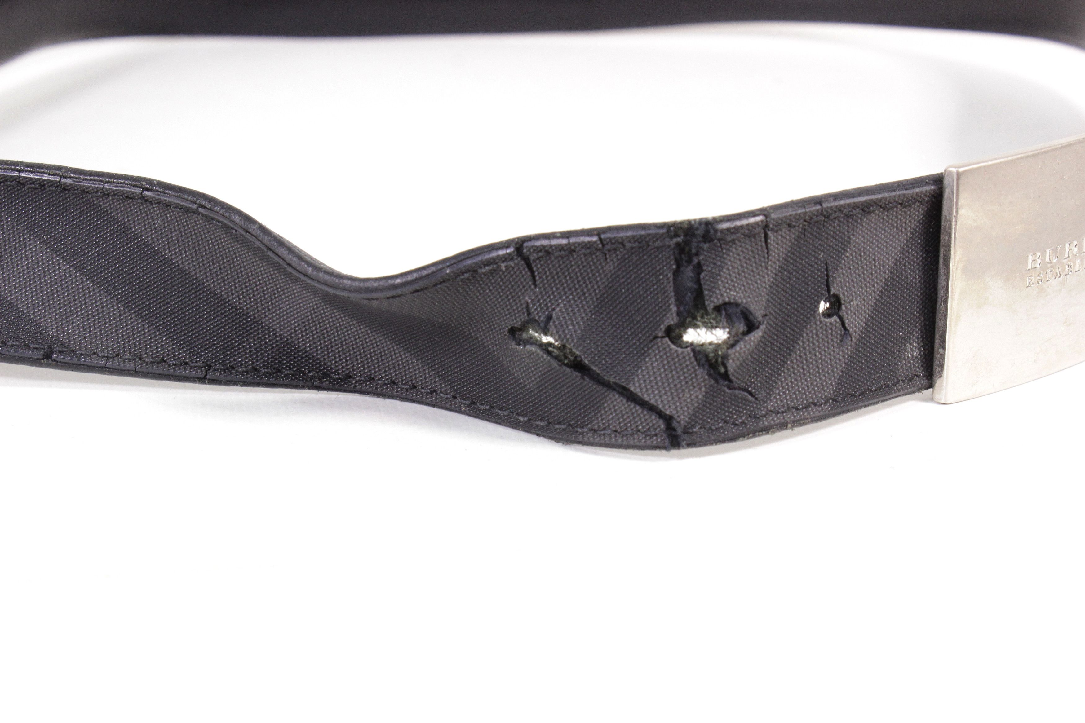 Burberry Nova Check Distressed Belt Size ONE SIZE - 2 Thumbnail