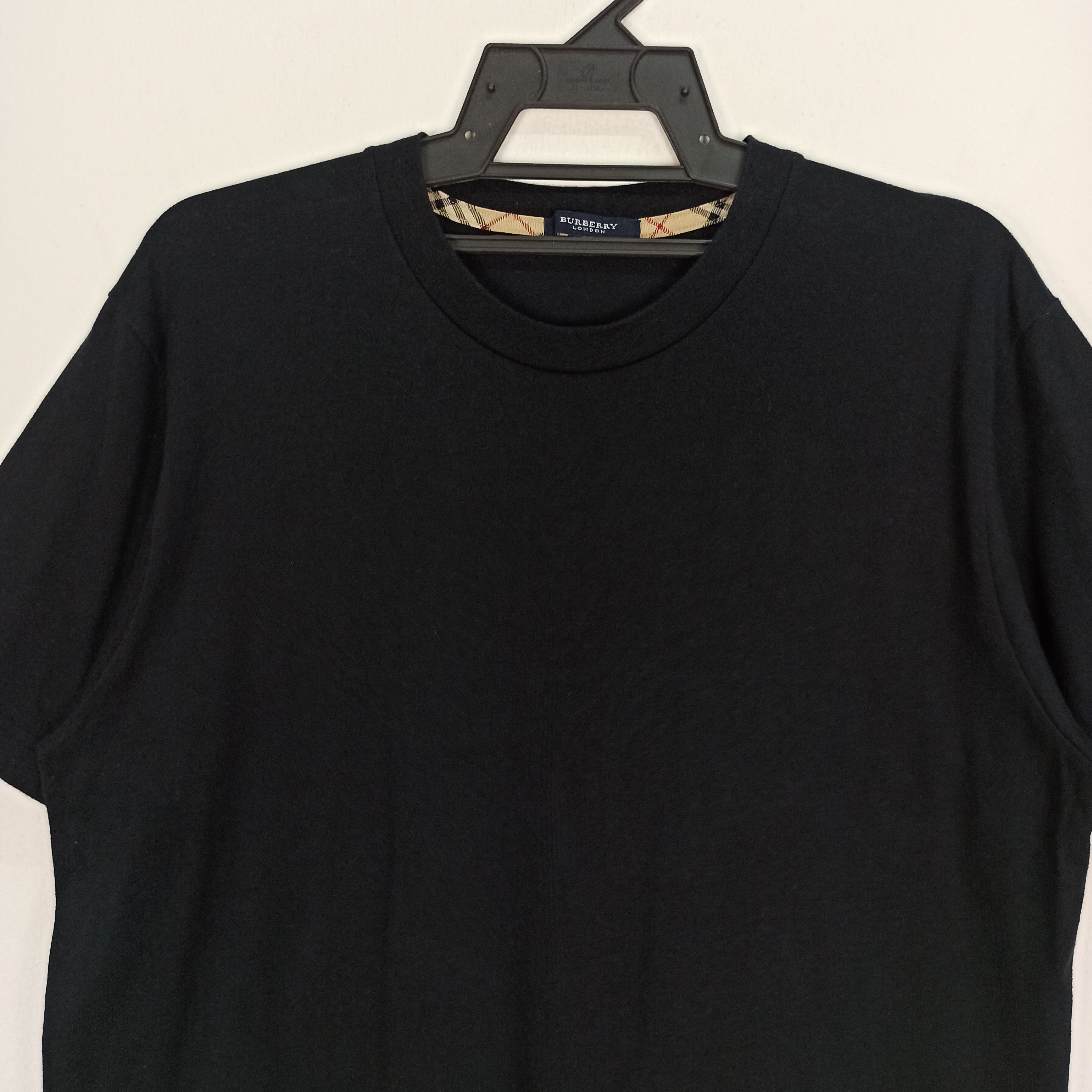 Burberry Burberry Nova Check Plain T-shirt Size US L / EU 52-54 / 3 - 2 Thumbnail