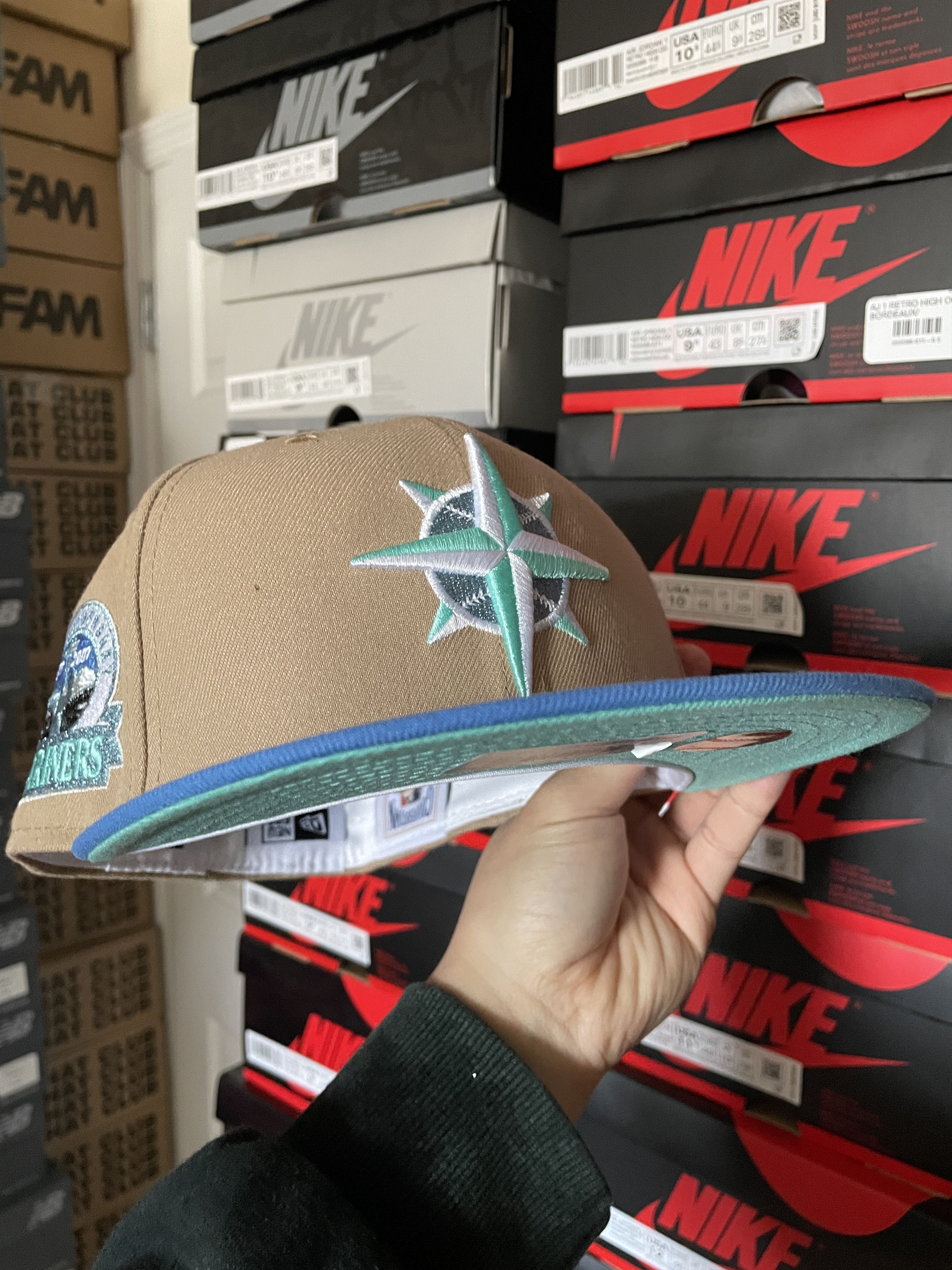 MLB × New Era Tan Khaki Blue Seattle Mariners 7 1/8 Two 2 Tone Iced 30th Size ONE SIZE - 7 Thumbnail