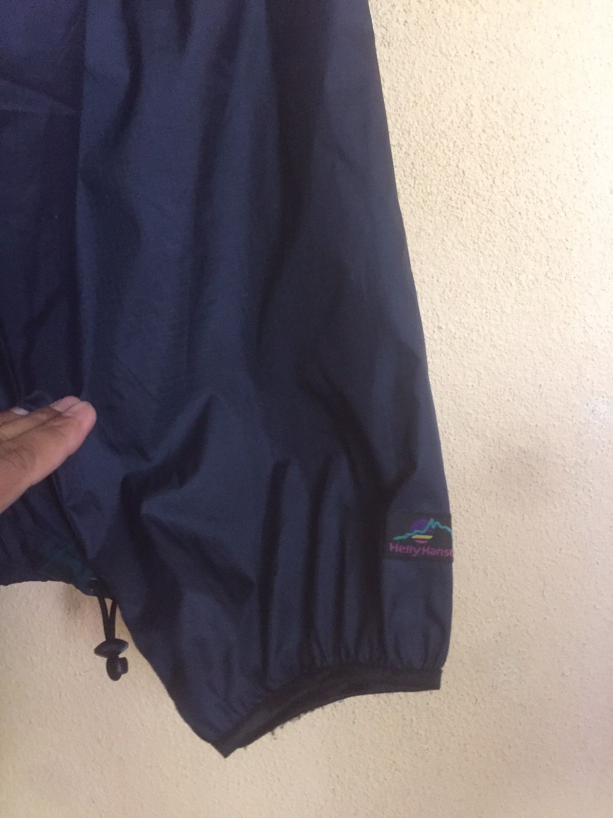 Helly Hansen URGENT SALE‼️Rare Helly Hansen hoodies windbreaker Jacket Size US L / EU 52-54 / 3 - 2 Thumbnail