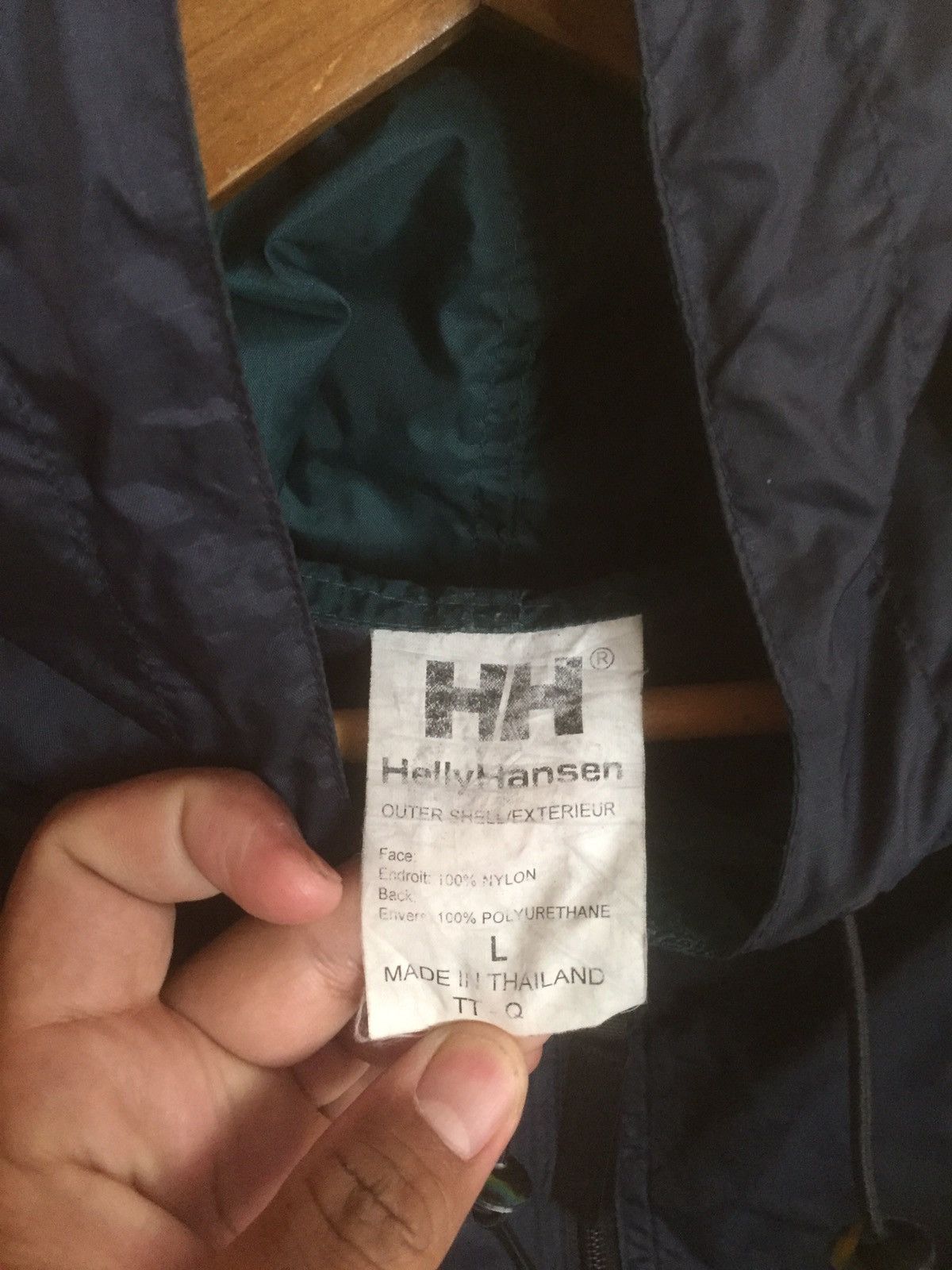 Helly Hansen URGENT SALE‼️Rare Helly Hansen hoodies windbreaker Jacket Size US L / EU 52-54 / 3 - 5 Thumbnail