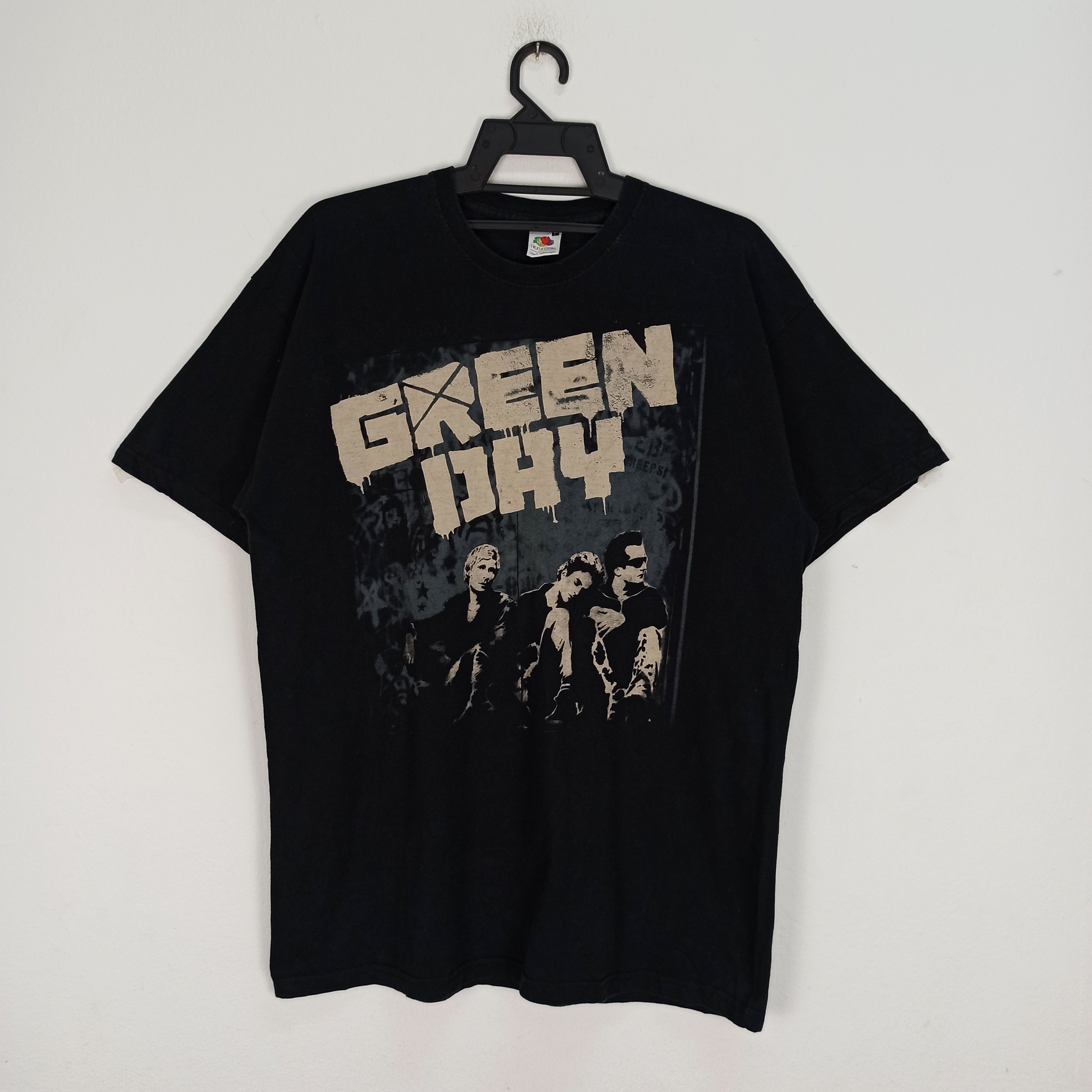 Band Tees Rare 2010’s Green Day Punk Rock Band T-shirt Size US L / EU 52-54 / 3 - 1 Thumbnail