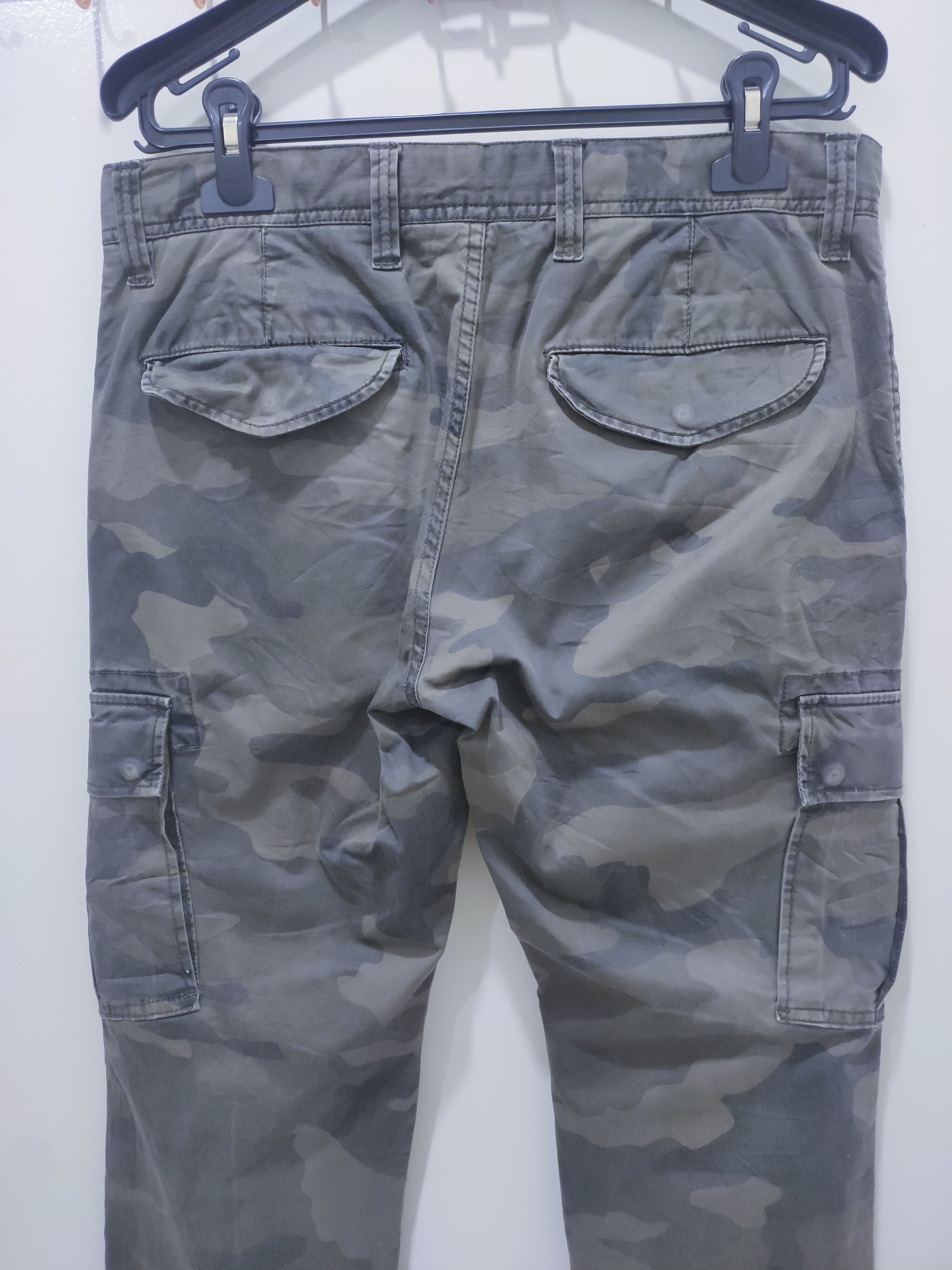 Uniqlo UNIQLO Camo Military Multipocket Streetwear Rare Cargo Pant Size US 32 / EU 48 - 10 Thumbnail