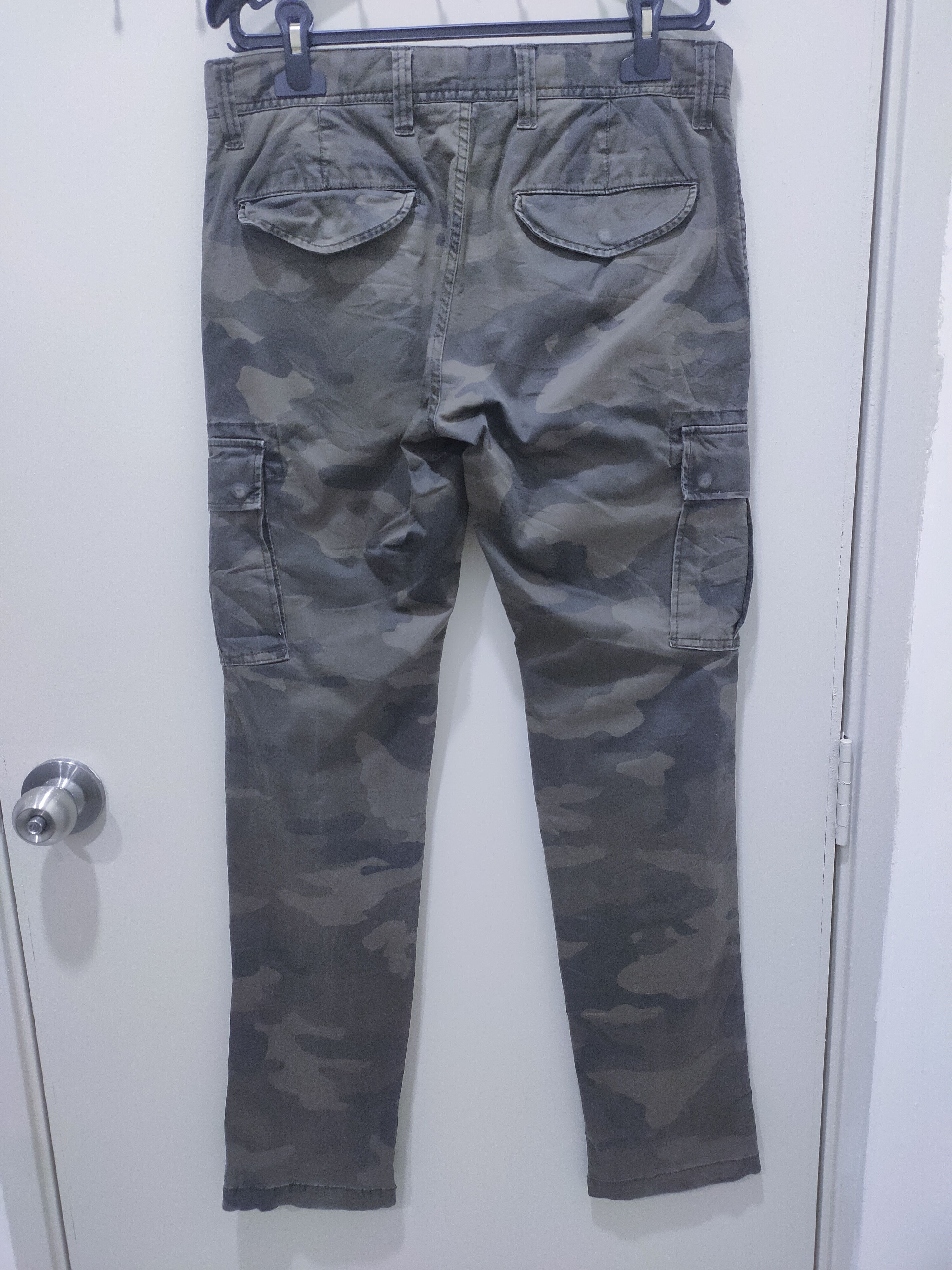Uniqlo UNIQLO Camo Military Multipocket Streetwear Rare Cargo Pant Size US 32 / EU 48 - 2 Thumbnail