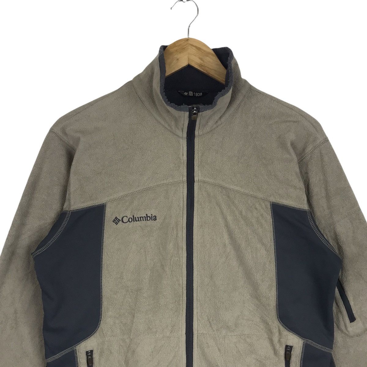 Columbia Vintage Columbia Sportswear Outdoor Fleece Zip Up Sweater Size US M / EU 48-50 / 2 - 2 Thumbnail