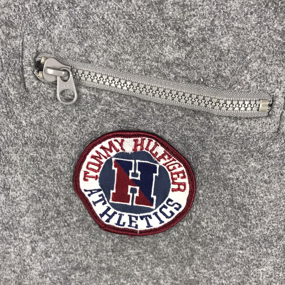Tommy Hilfiger Vintage TommyHilfiger Athletic HalfZipper Fleece Sweatshirt Size US L / EU 52-54 / 3 - 5 Thumbnail