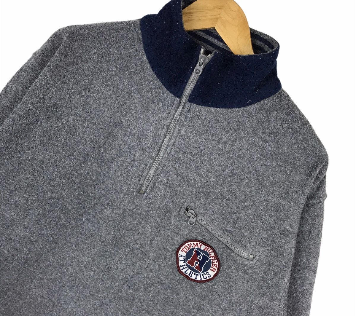 Tommy Hilfiger Vintage TommyHilfiger Athletic HalfZipper Fleece Sweatshirt Size US L / EU 52-54 / 3 - 2 Thumbnail