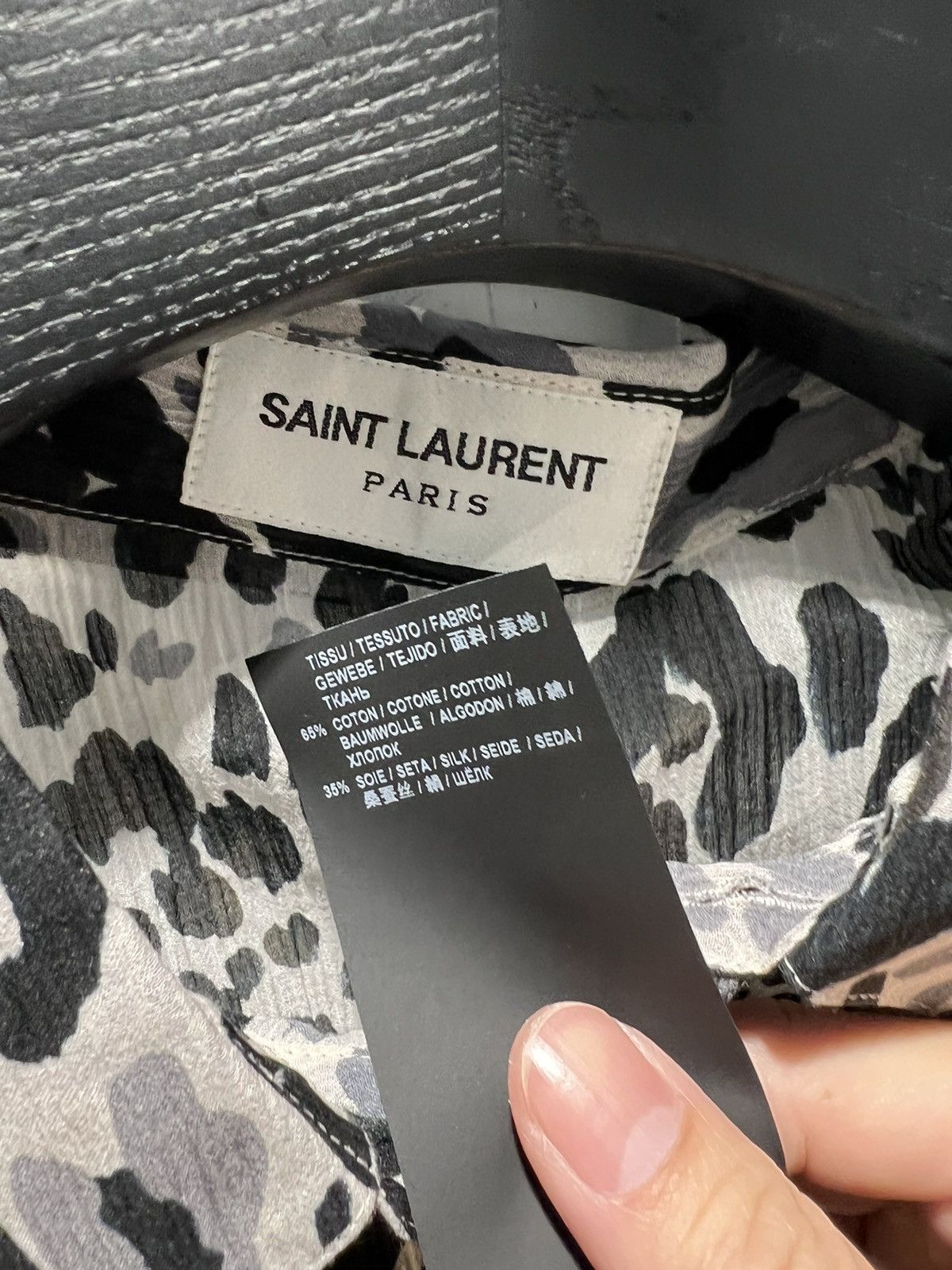 Saint Laurent Paris SS20 Snow Leopard Print Crepe Shirt sz37 &38 Size US S / EU 44-46 / 1 - 7 Thumbnail