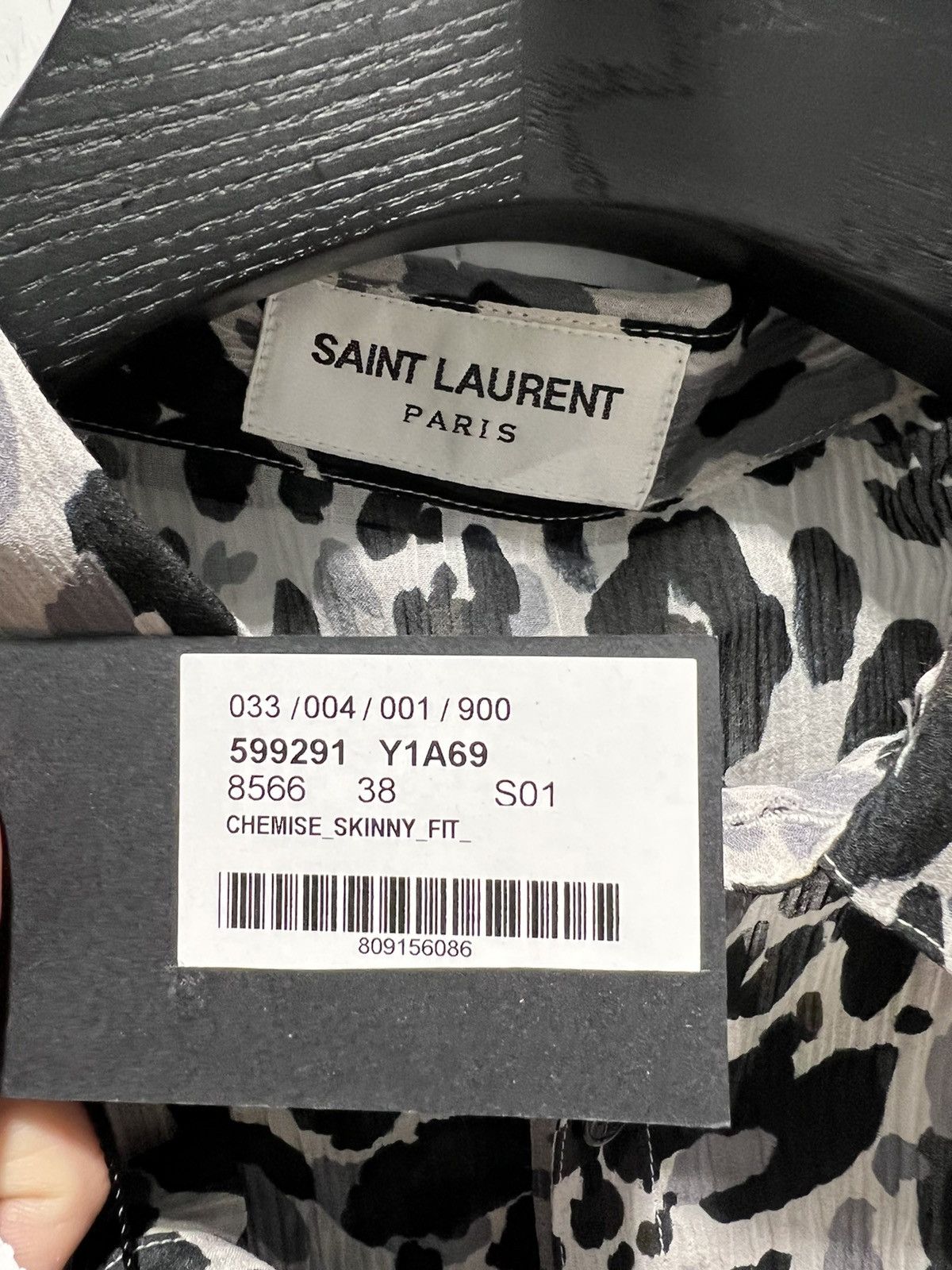 Saint Laurent Paris SS20 Snow Leopard Print Crepe Shirt sz37 &38 Size US S / EU 44-46 / 1 - 5 Thumbnail