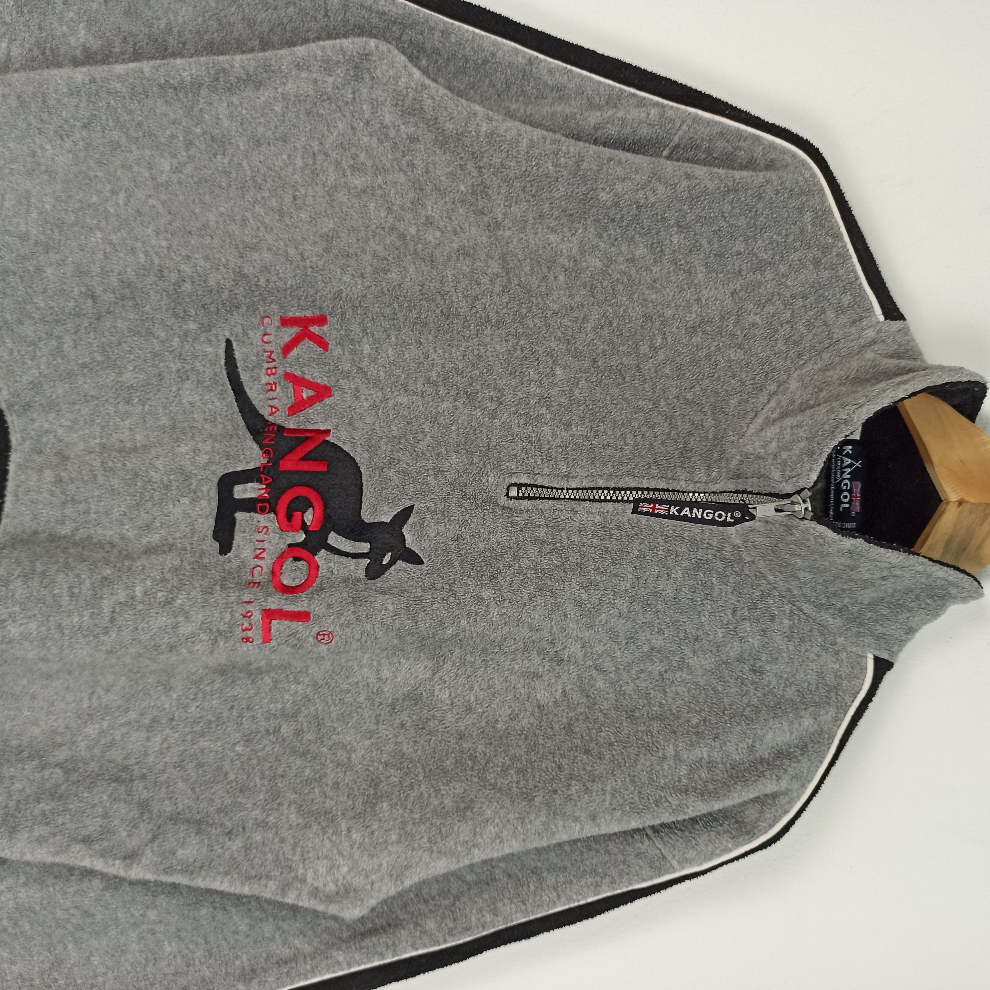 Kangol 🔥Rare🔥 Kangol England Big Logo Spell Out Fleece pullover Size US M / EU 48-50 / 2 - 2 Thumbnail
