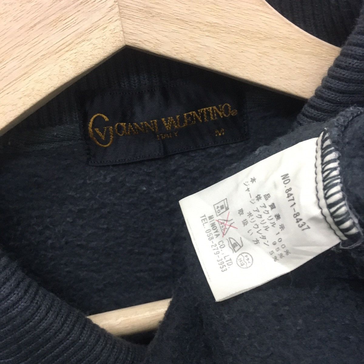 Valentino Gianni Valentino Medium Logo And Spellout Embroidery Pocket Size US M / EU 48-50 / 2 - 6 Thumbnail