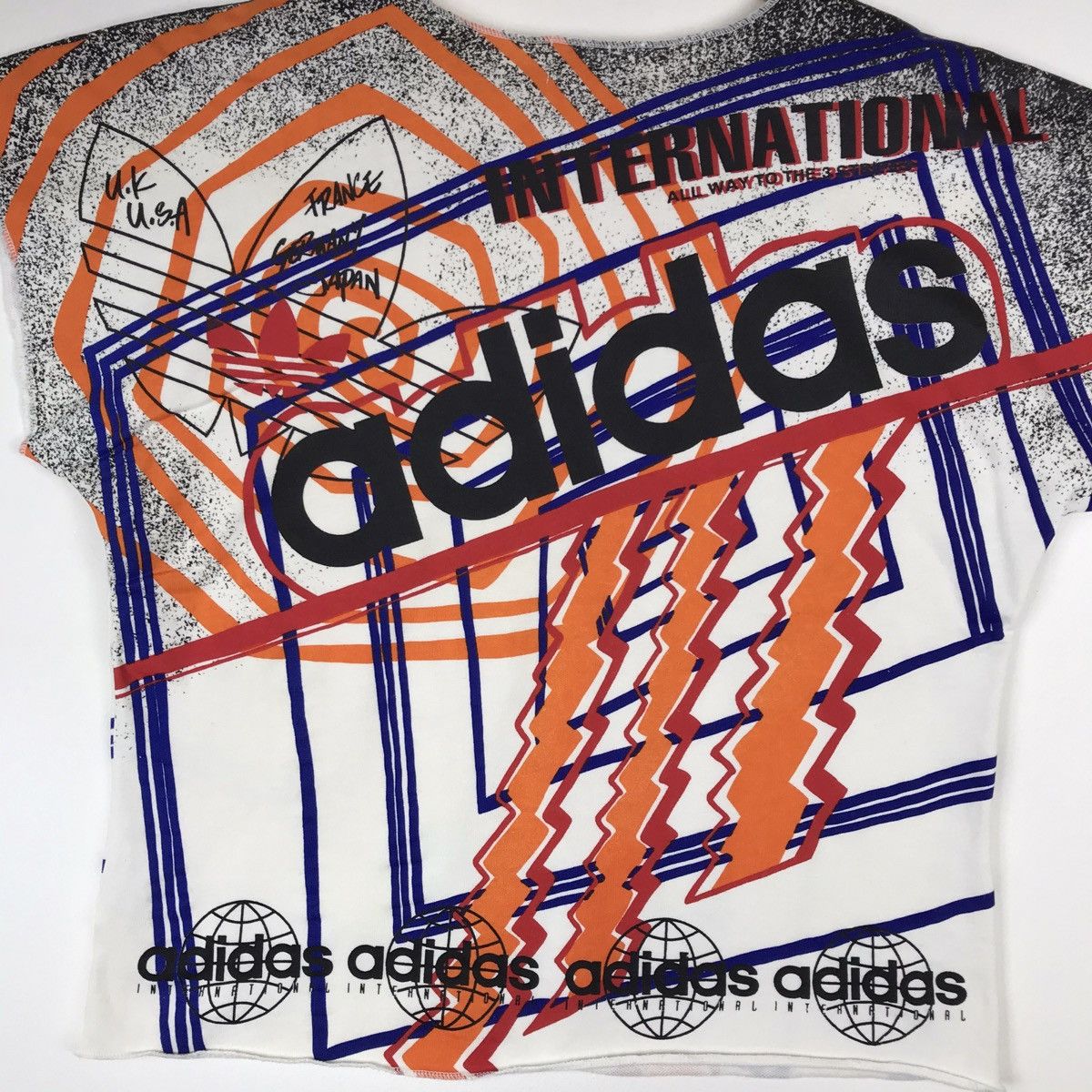 Adidas Vintage 90s Adidas International All Over Print Shirt Size US M / EU 48-50 / 2 - 8 Thumbnail