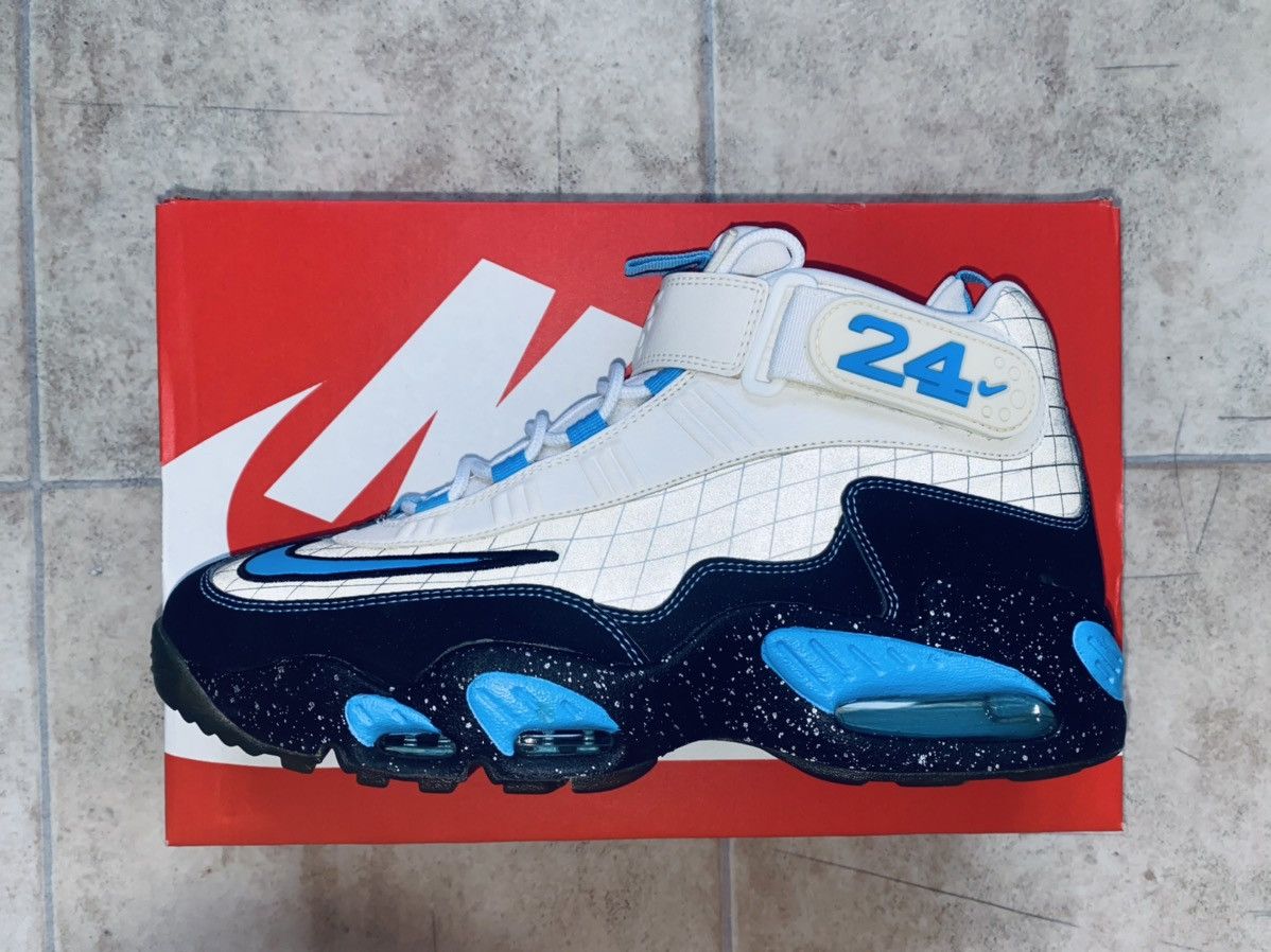 Jordan Brand × Supreme NikeLab Air Max Griffey ACG Atmos Size US 11 / EU 44 - 15 Thumbnail