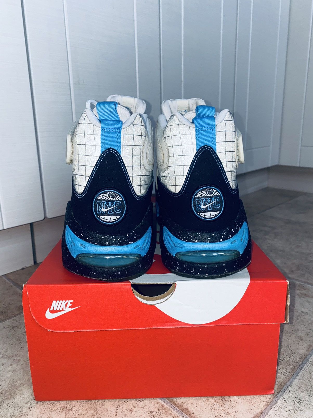 Jordan Brand × Supreme NikeLab Air Max Griffey ACG Atmos Size US 11 / EU 44 - 5 Thumbnail