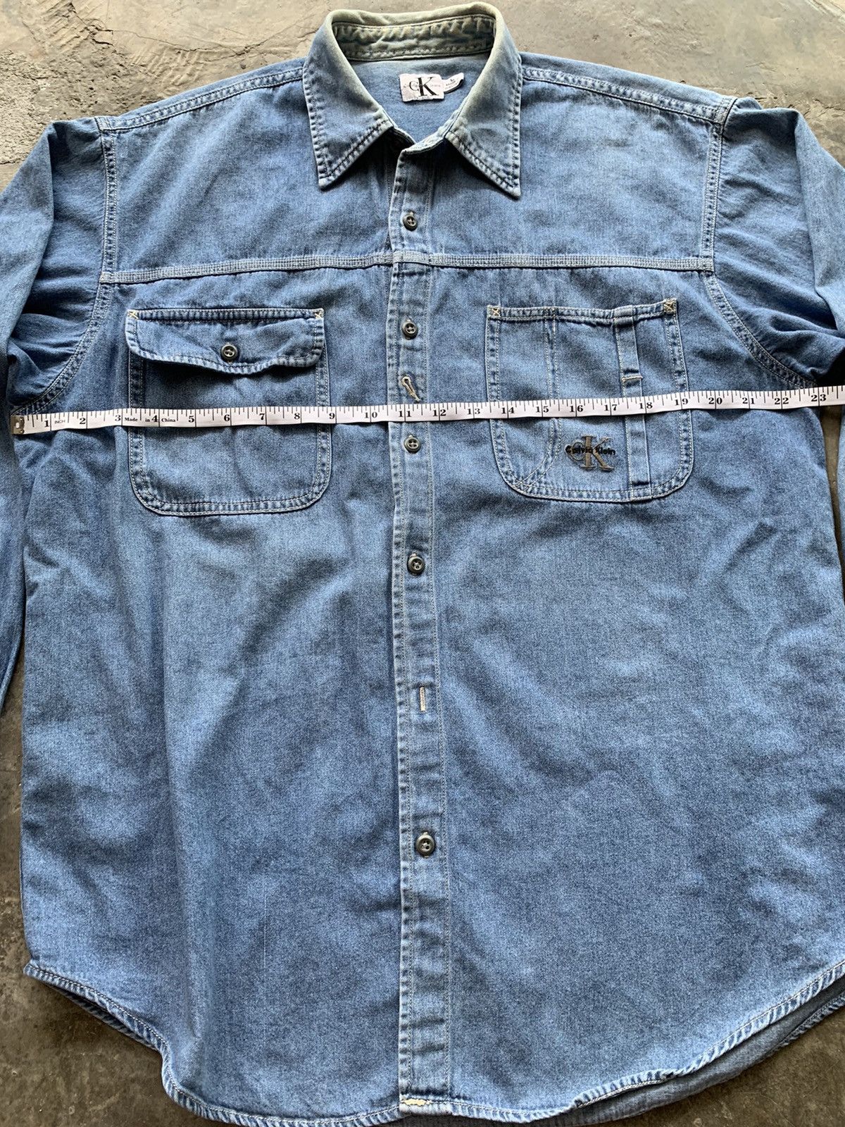 Calvin Klein × Vintage Vintage Calvin Klein Workers Denim Shirts Size US L / EU 52-54 / 3 - 11 Thumbnail