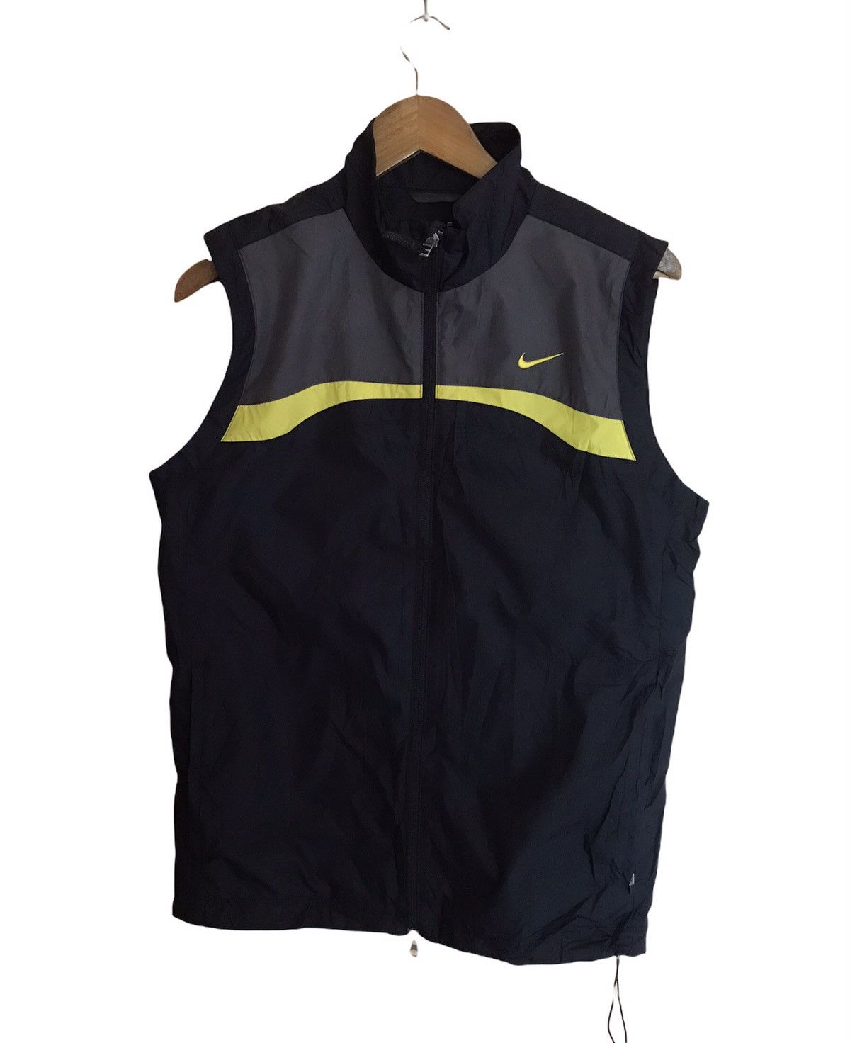 Nike RARE NIKE GOLF MULTICOLOR VEST JACKET Grailed