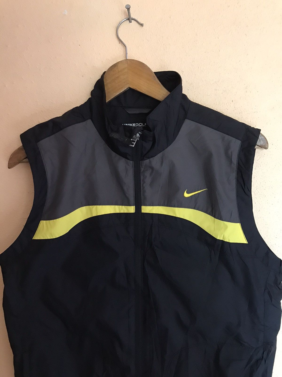 Nike RARE NIKE GOLF MULTICOLOR VEST JACKET Size US S / EU 44-46 / 1 - 5 Thumbnail