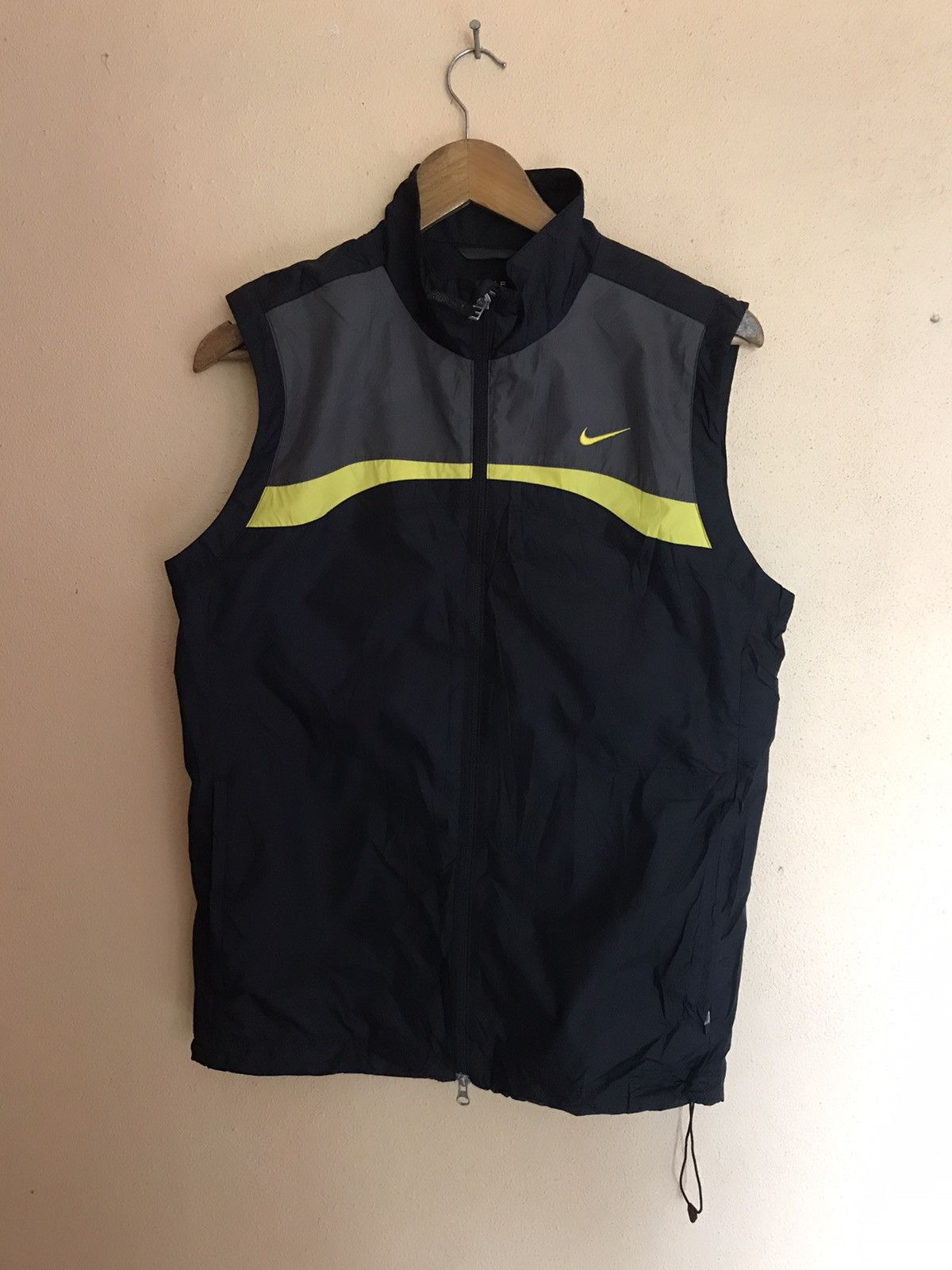 Nike RARE NIKE GOLF MULTICOLOR VEST JACKET Size US S / EU 44-46 / 1 - 4 Thumbnail