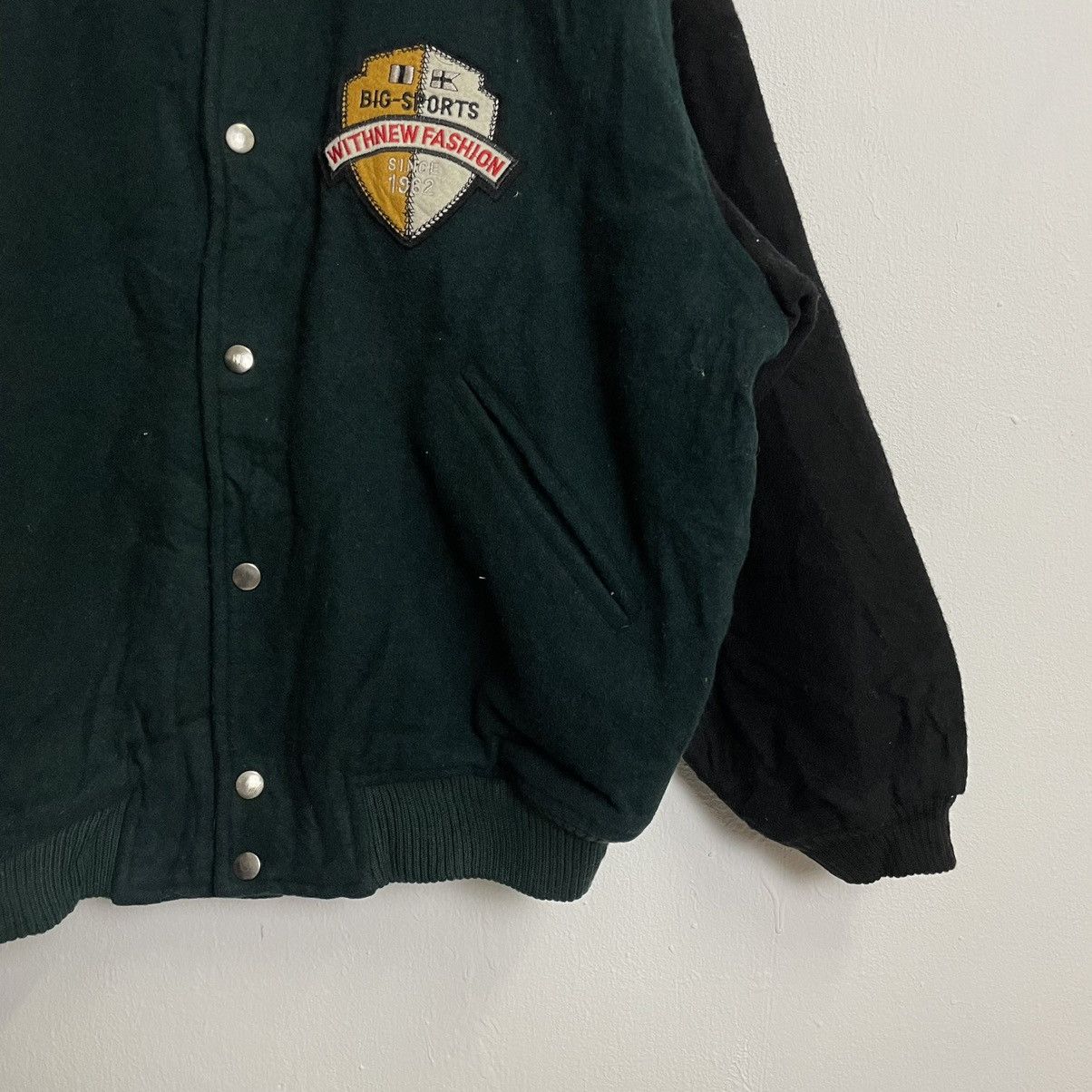 American Apparel Vintage Withnew Fashion Faded Varsity Bomber Jacket Size US XL / EU 56 / 4 - 4 Thumbnail