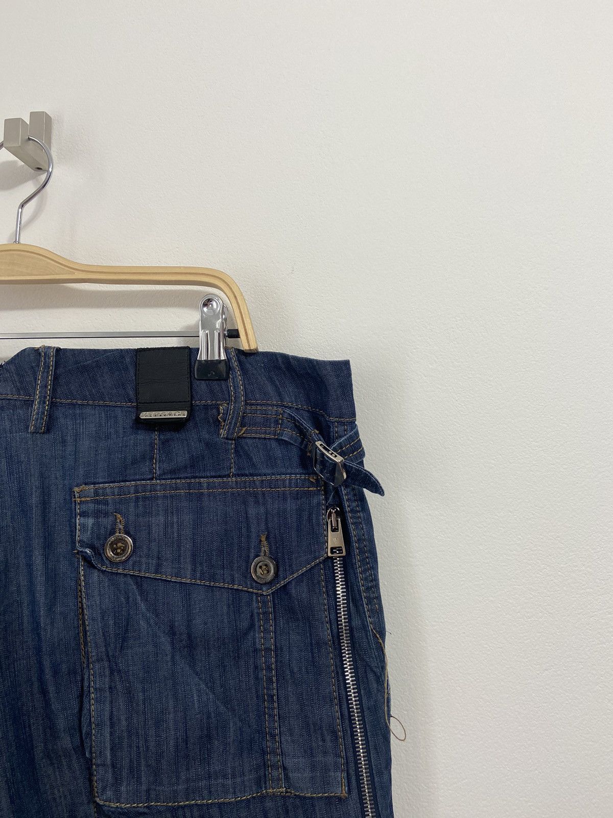 Versace Versace Jeans Shorts Size US 33 - 17 Thumbnail