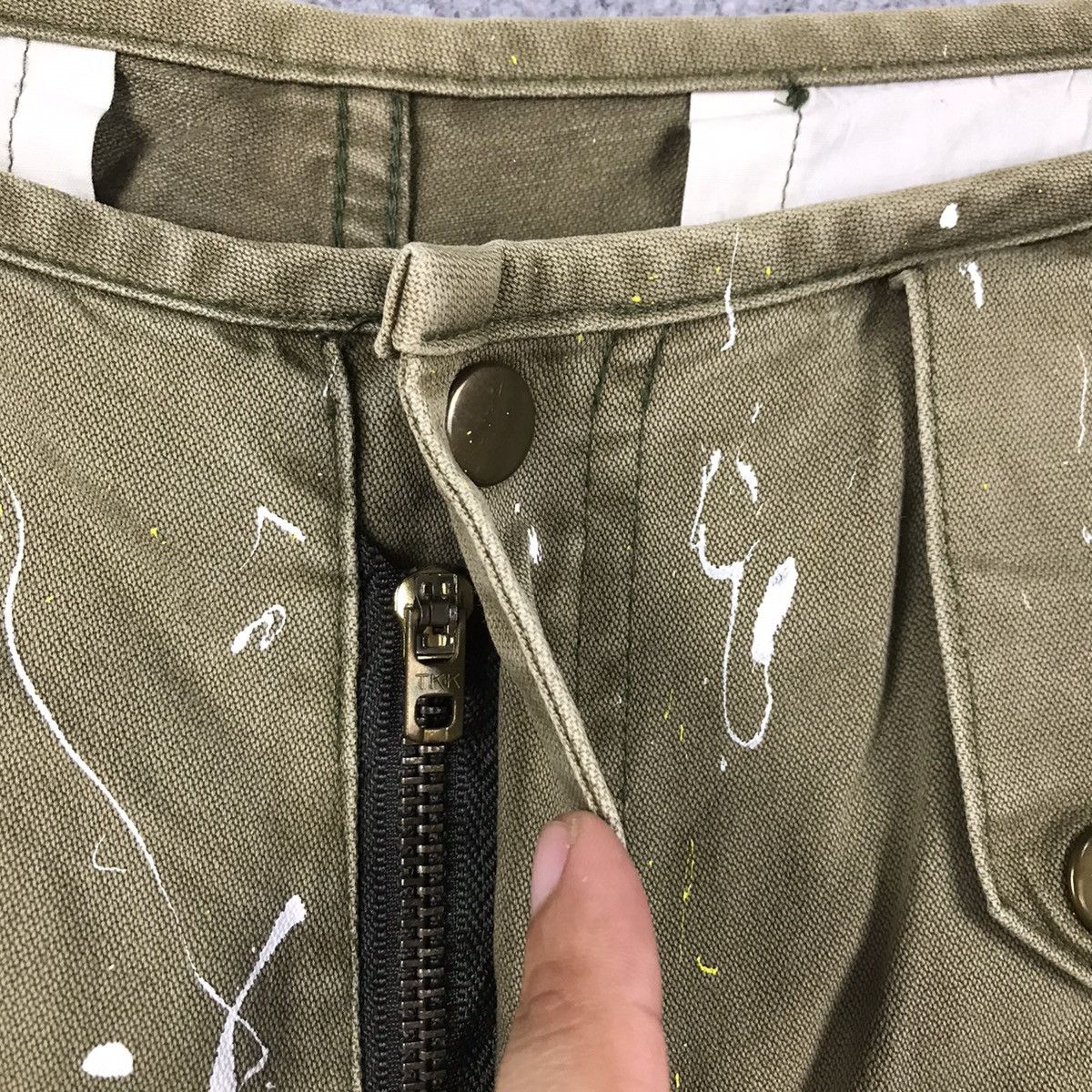 Japanese Brand BAGGY JAPANESE BRAND BAGGY CARGO PAINTED PANTS Size US 34 / EU 50 - 14 Thumbnail