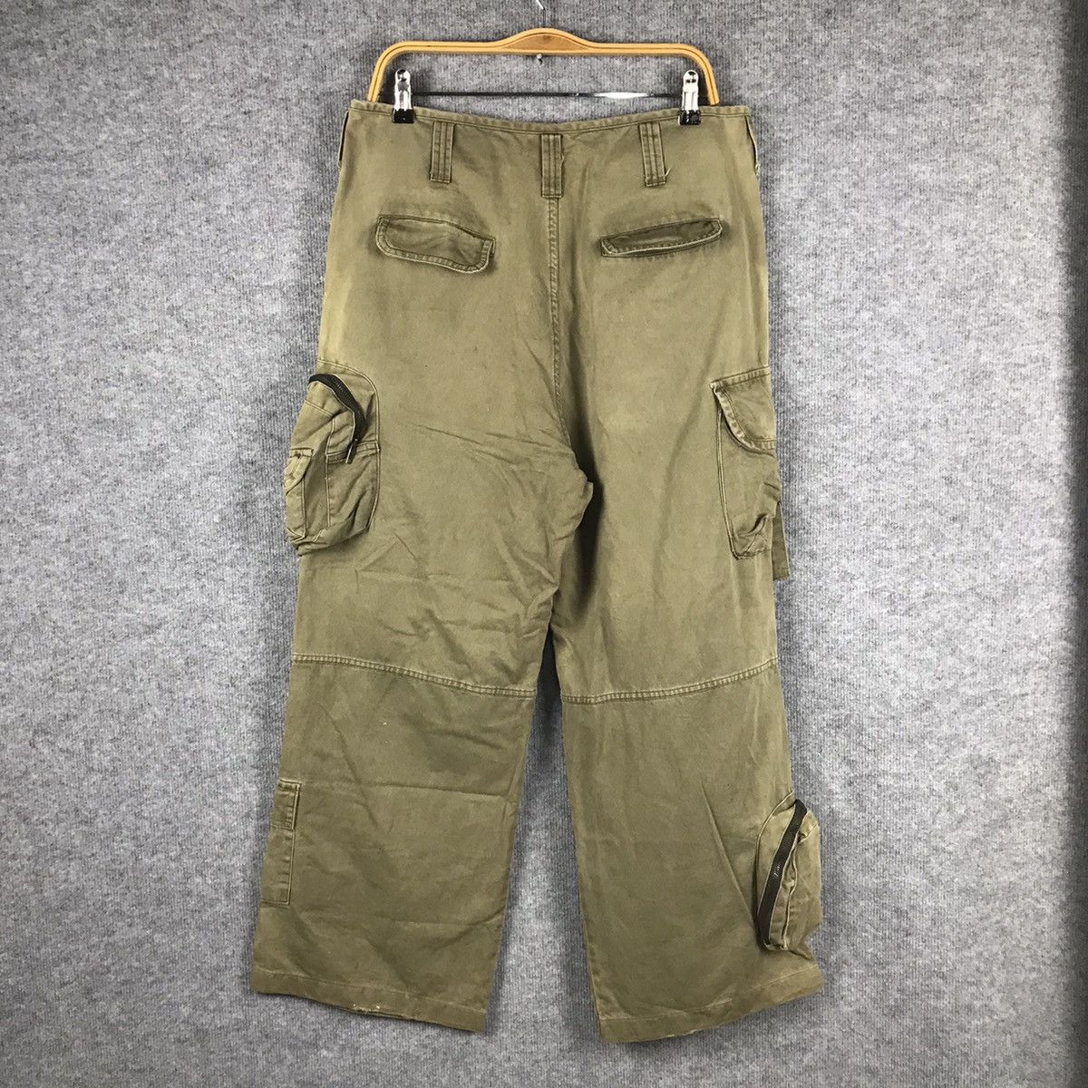 Japanese Brand BAGGY JAPANESE BRAND BAGGY CARGO PAINTED PANTS Size US 34 / EU 50 - 8 Thumbnail