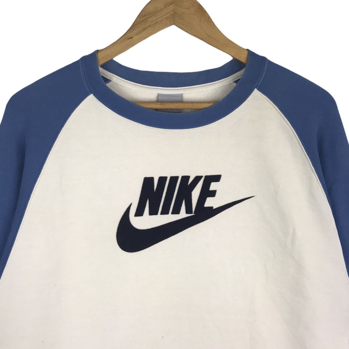 Nike Vintage Y2K Nike Swoosh Sweatshirt Size US L / EU 52-54 / 3 - 2 Thumbnail