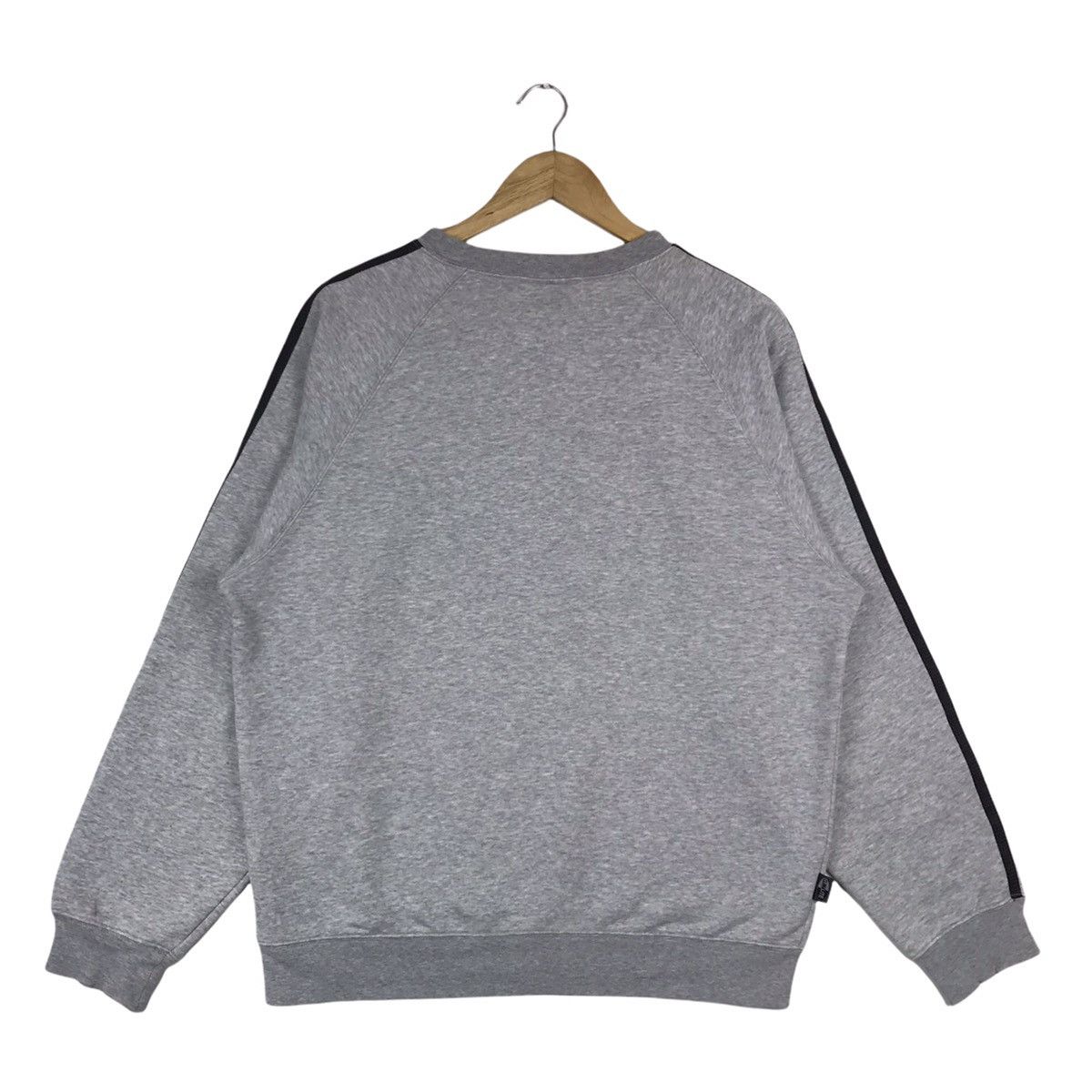Adidas Vintage 00s Adidas Equipment Essentials Crewneck Sweatshirt Size US M / EU 48-50 / 2 - 6 Thumbnail