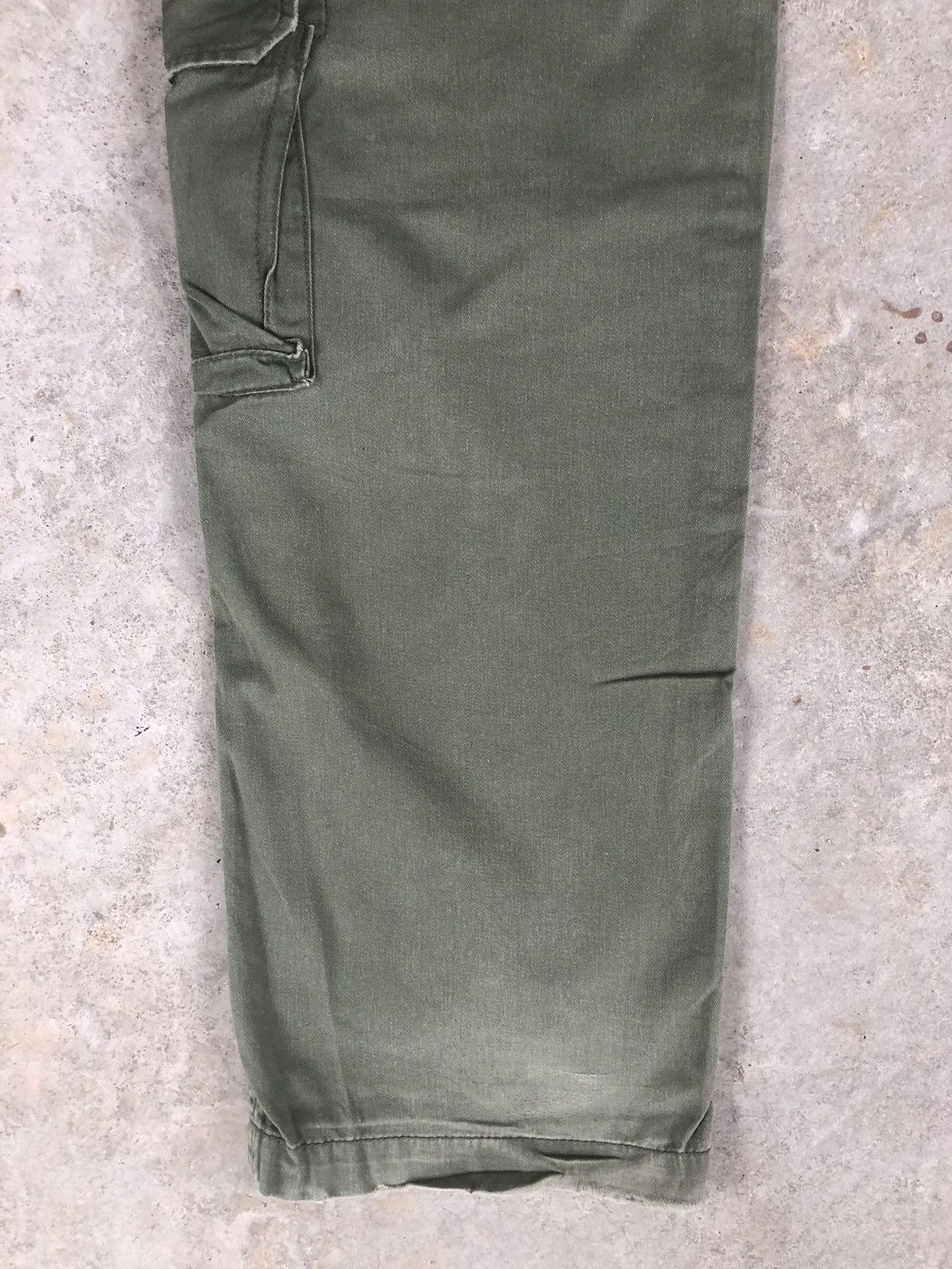 Japanese Brand Real Crush Cargo Pants Tatctical Multipocket Size US 31 - 11 Thumbnail