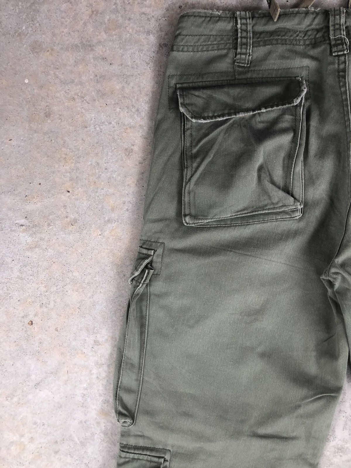 Japanese Brand Real Crush Cargo Pants Tatctical Multipocket Size US 31 - 9 Thumbnail