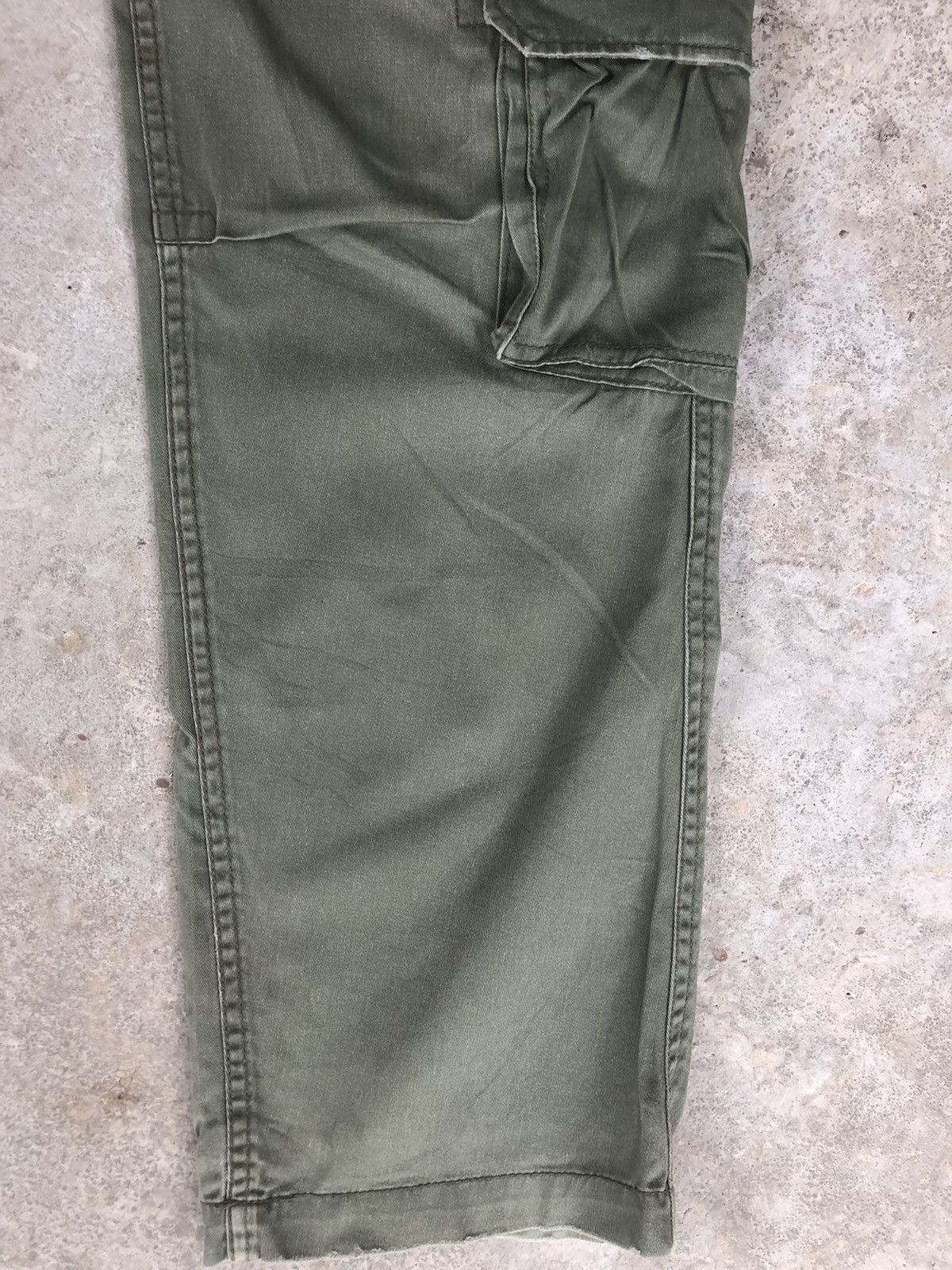 Japanese Brand Real Crush Cargo Pants Tatctical Multipocket Size US 31 - 7 Thumbnail