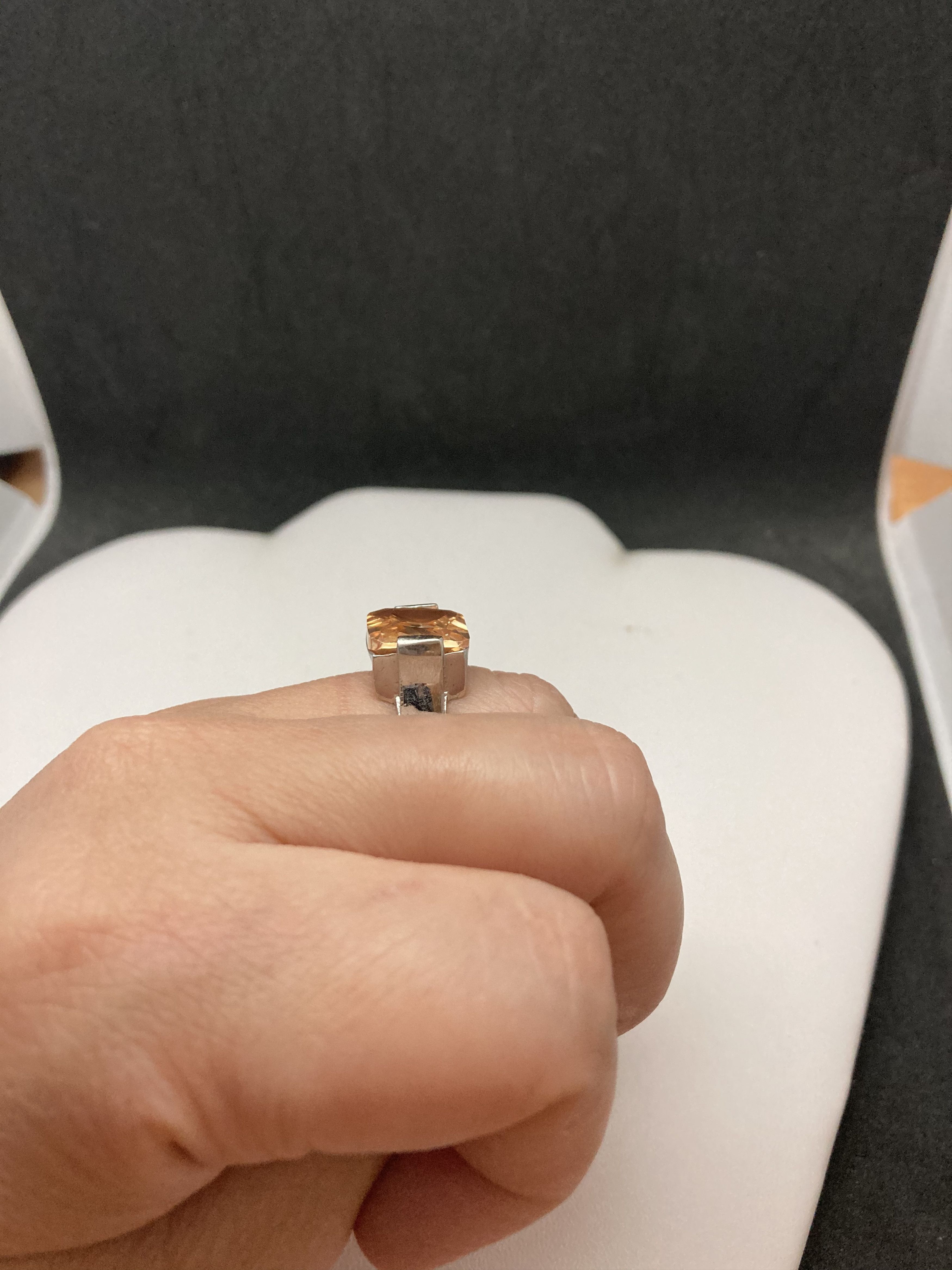 Jewelry Square Orange cz ring - size 6.5 Size ONE SIZE - 4 Thumbnail
