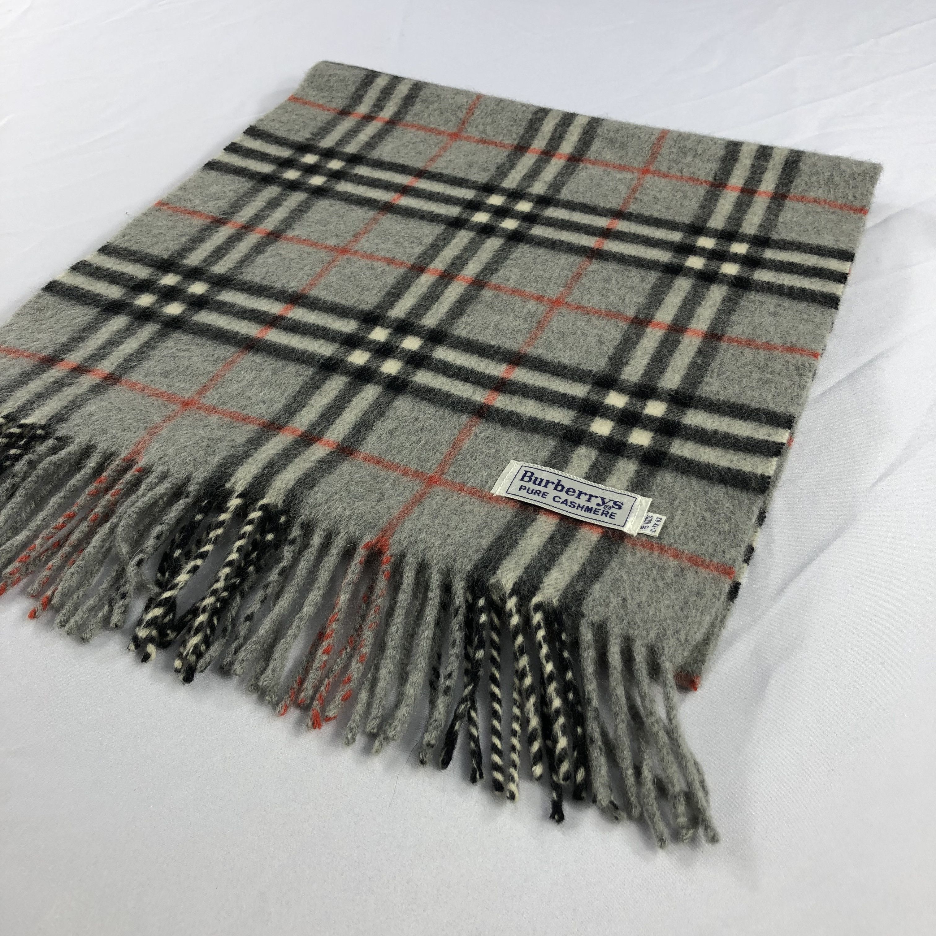 Burberry Burberrys Nova Check Grey Cashmere Scarf Muffler V923 Size ONE SIZE - 2 Thumbnail