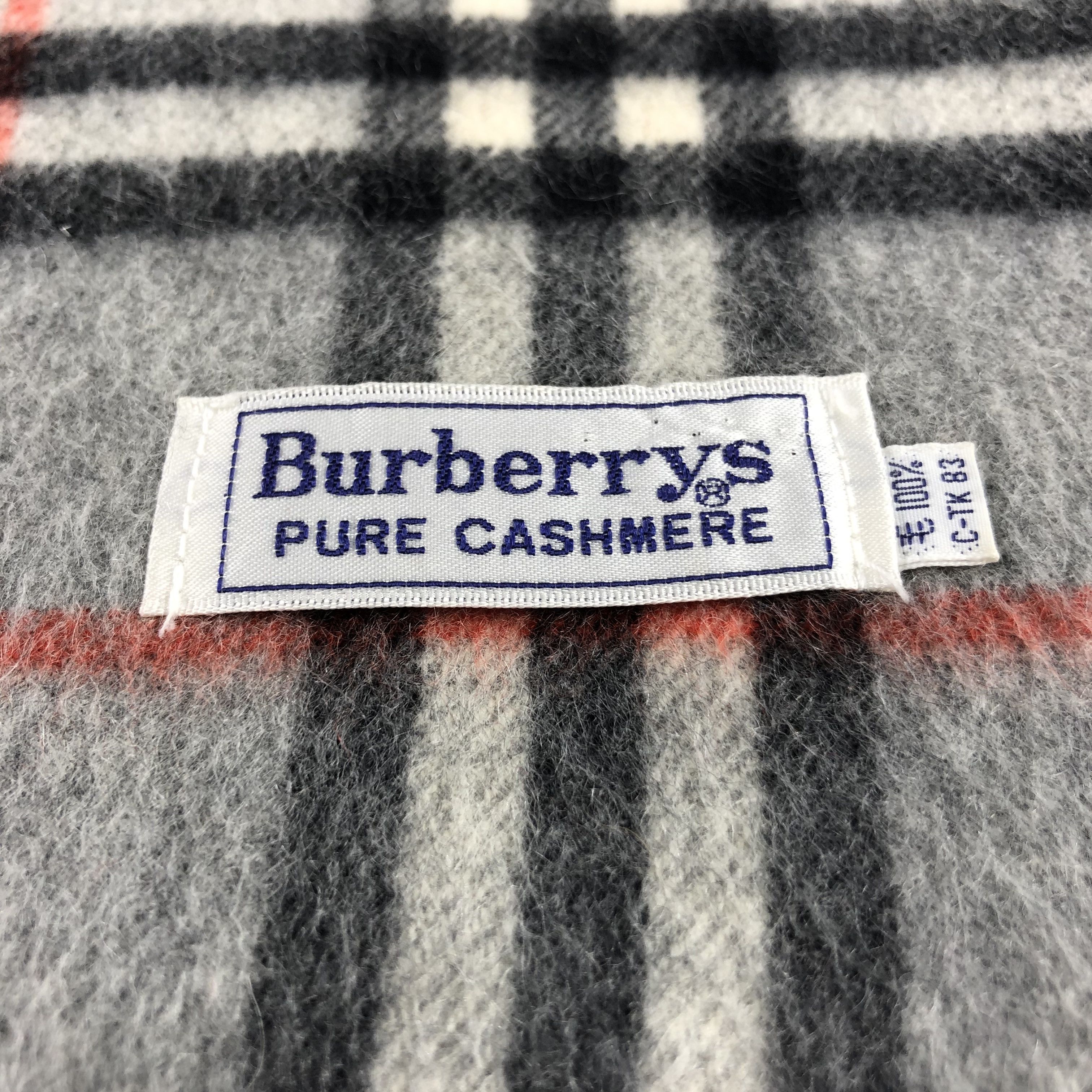 Burberry Burberrys Nova Check Grey Cashmere Scarf Muffler V923 Size ONE SIZE - 4 Thumbnail