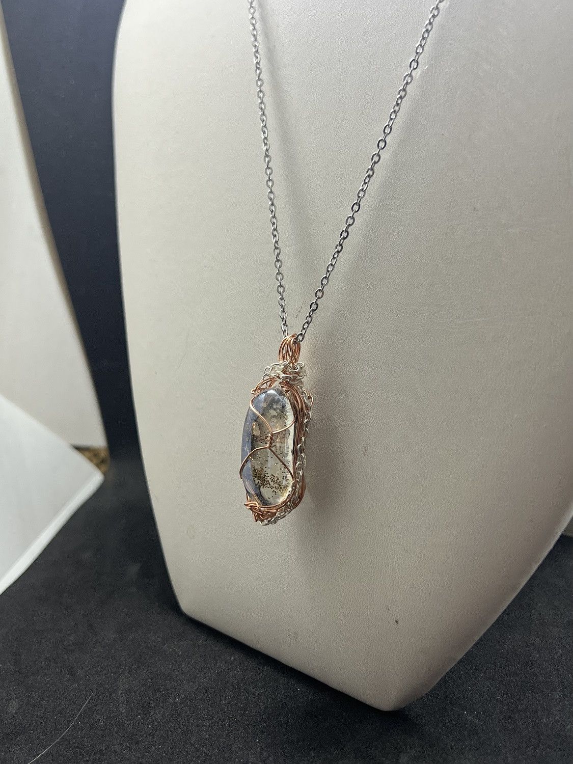 Handmade Gold sand pendant chain necklace Size ONE SIZE - 2 Thumbnail