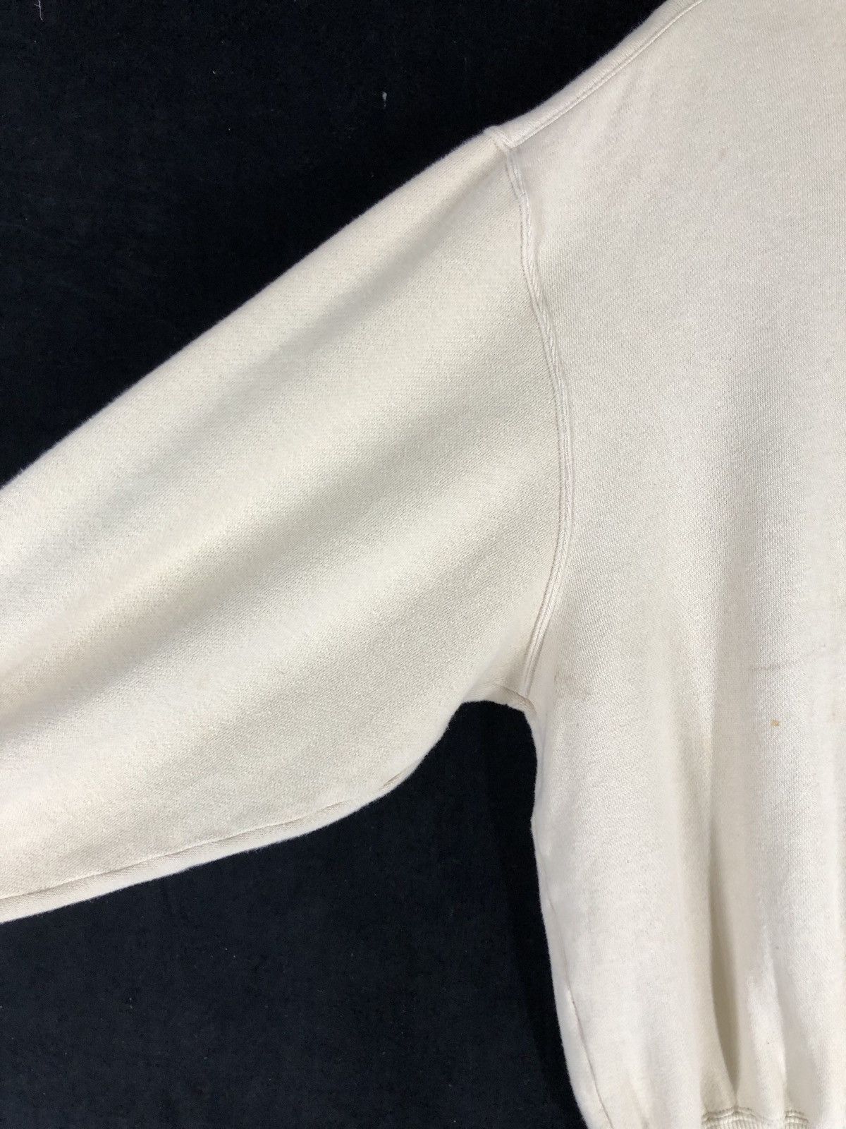 Champion × Vintage Vintage Champion Crewneck Sweatshirt size M Size US M / EU 48-50 / 2 - 5 Thumbnail