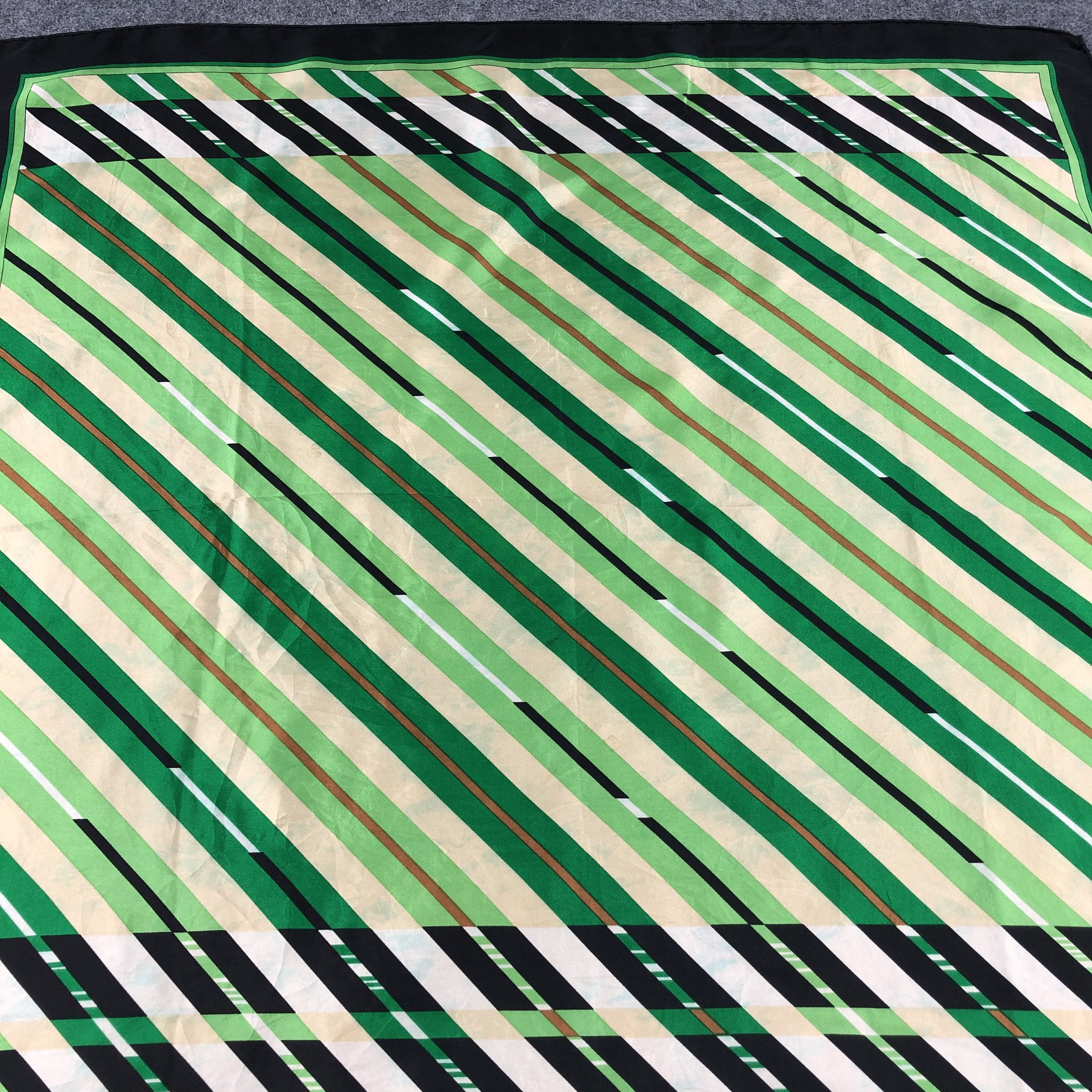Pierre Cardin Pierre Cardin Abstract Design Silk Scarf M308 Size ONE SIZE - 6 Thumbnail