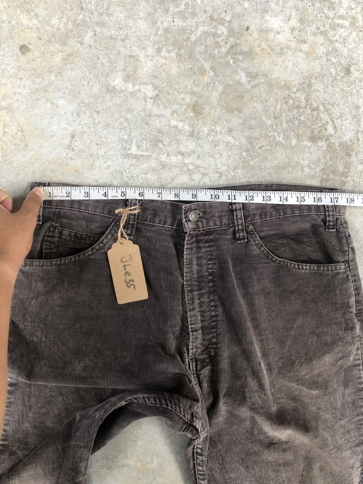 If Six Was Nine Vintage 80s Levi’s 517 Flared Jeans Corduroy Pants Size US 35 - 13 Thumbnail